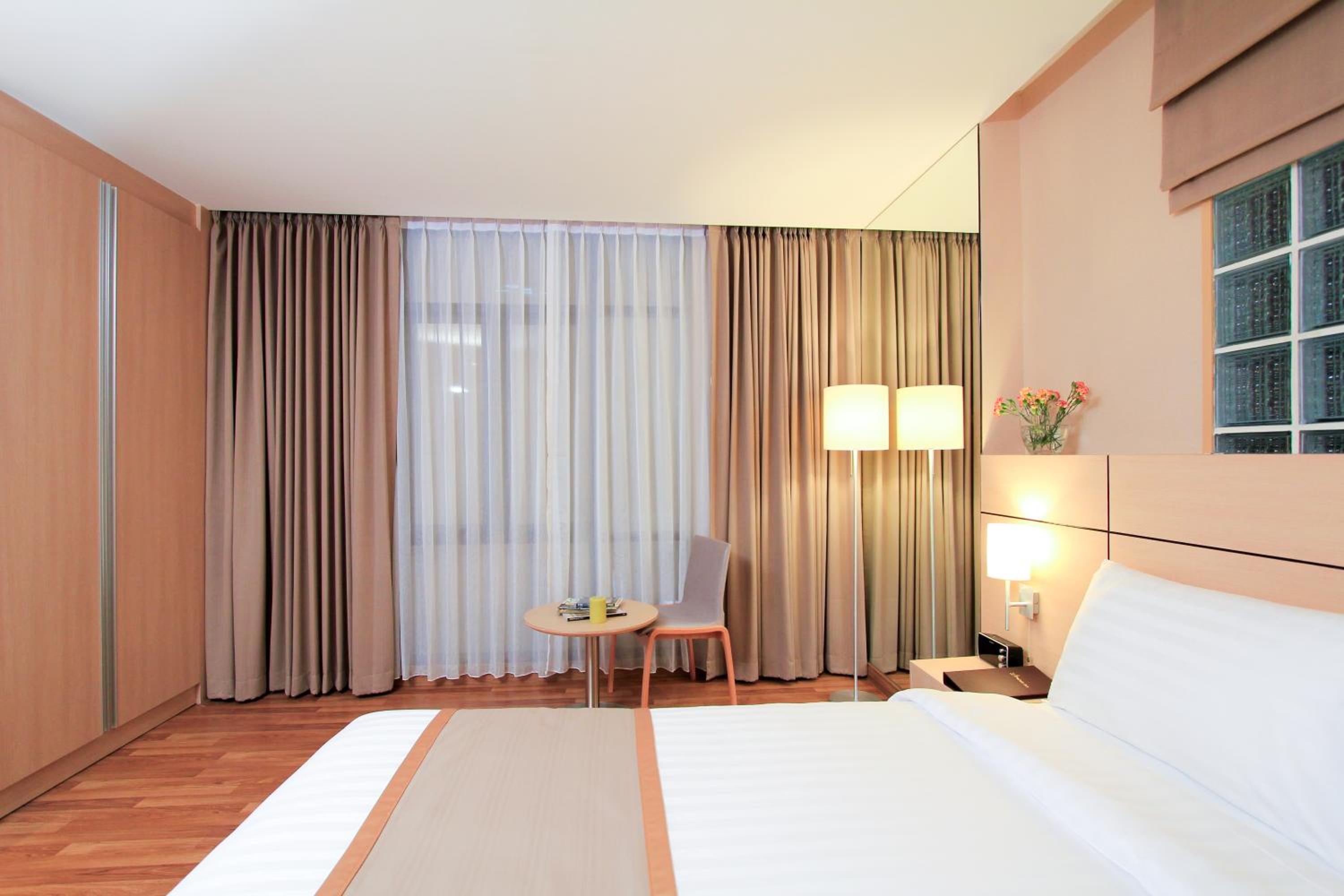 hotel room