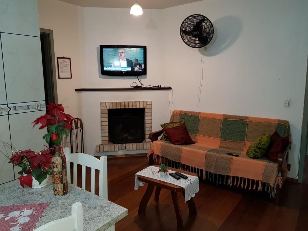 Apartamento a DUAS quadras do Centro view 4