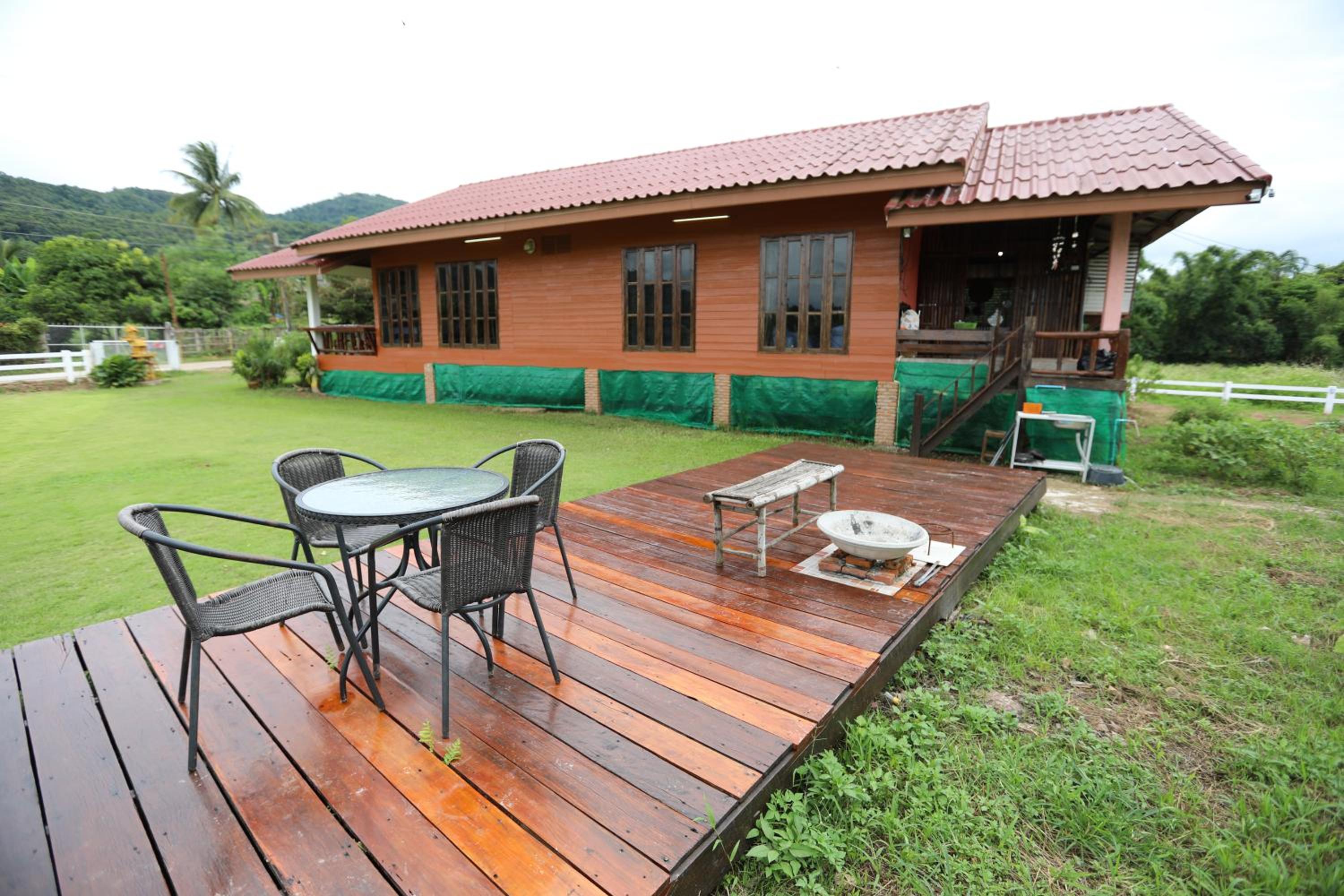Hotsia Homestay
