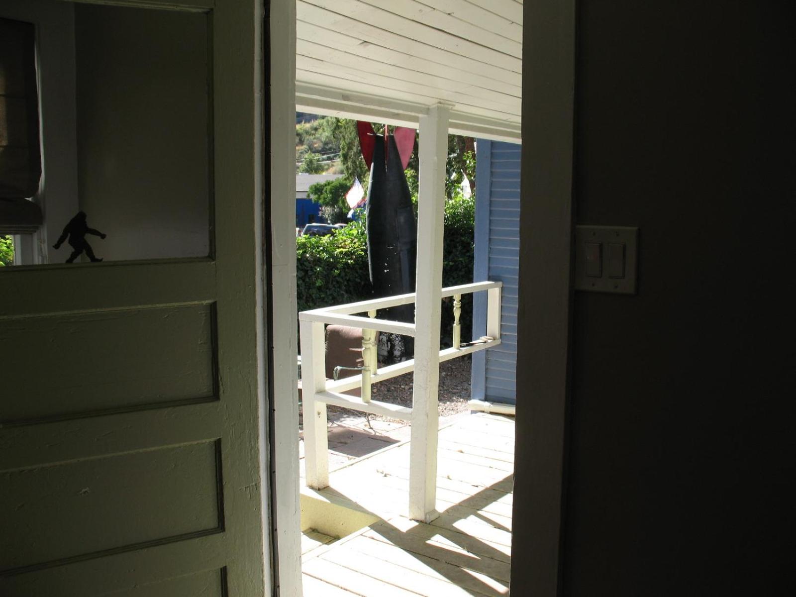 Photo 6