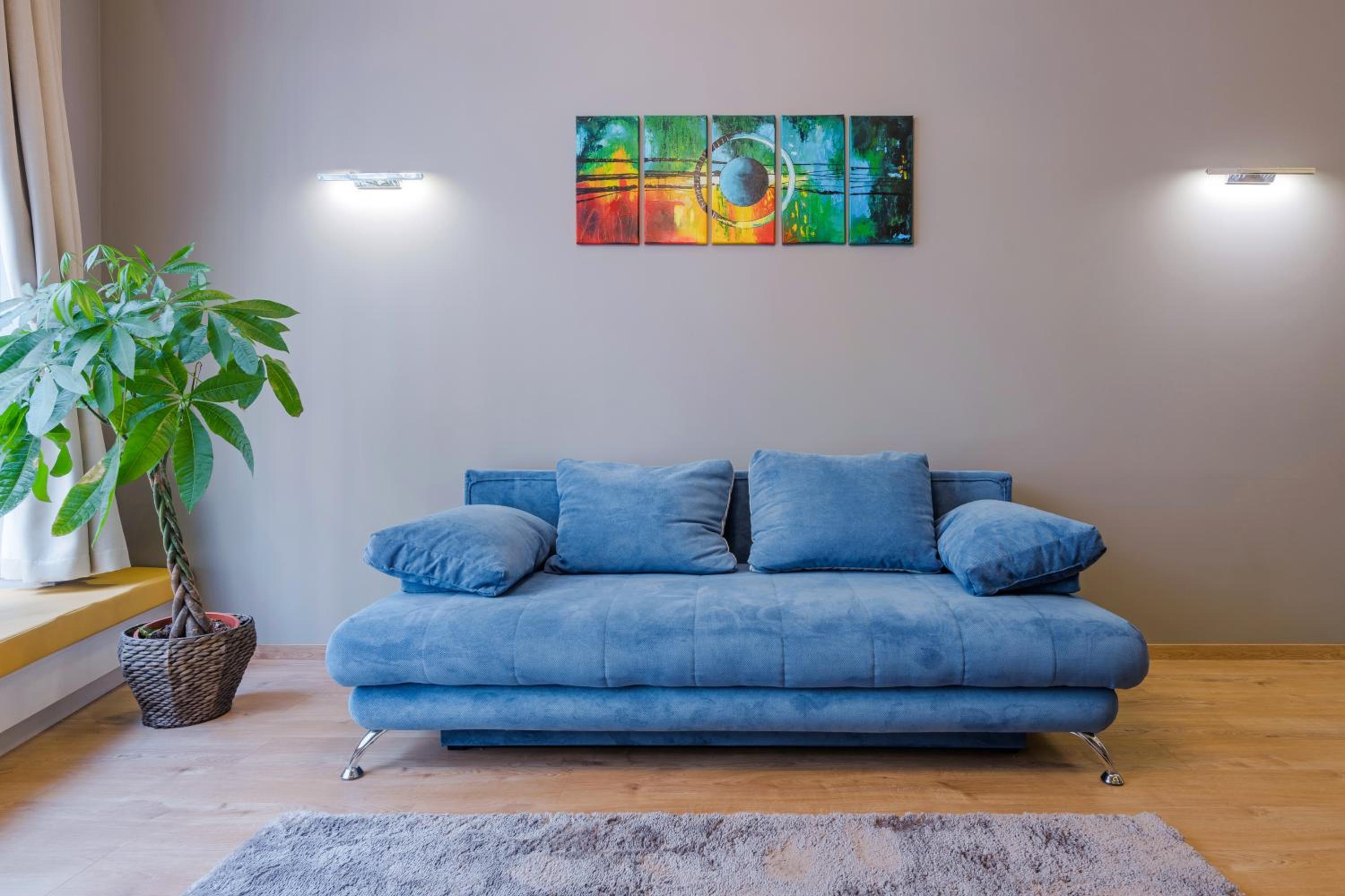 Amber / Navy Design Apartments with A/C