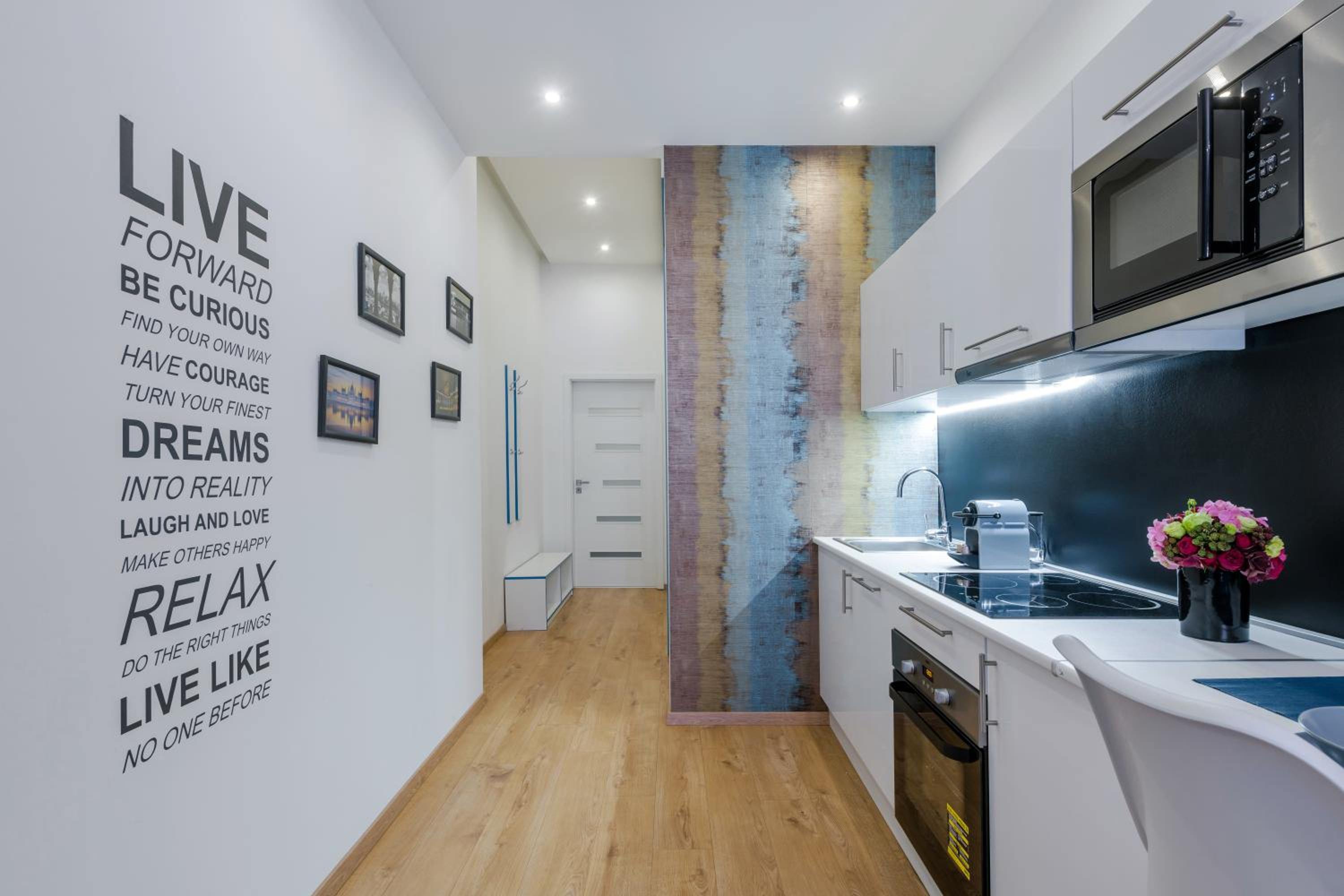 Amber / Navy Design Apartments with A/C