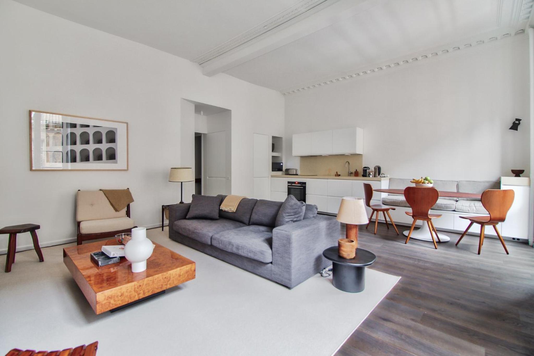 Modern Apt 3BDR/3BATH - Louvre Museum/Tuileries