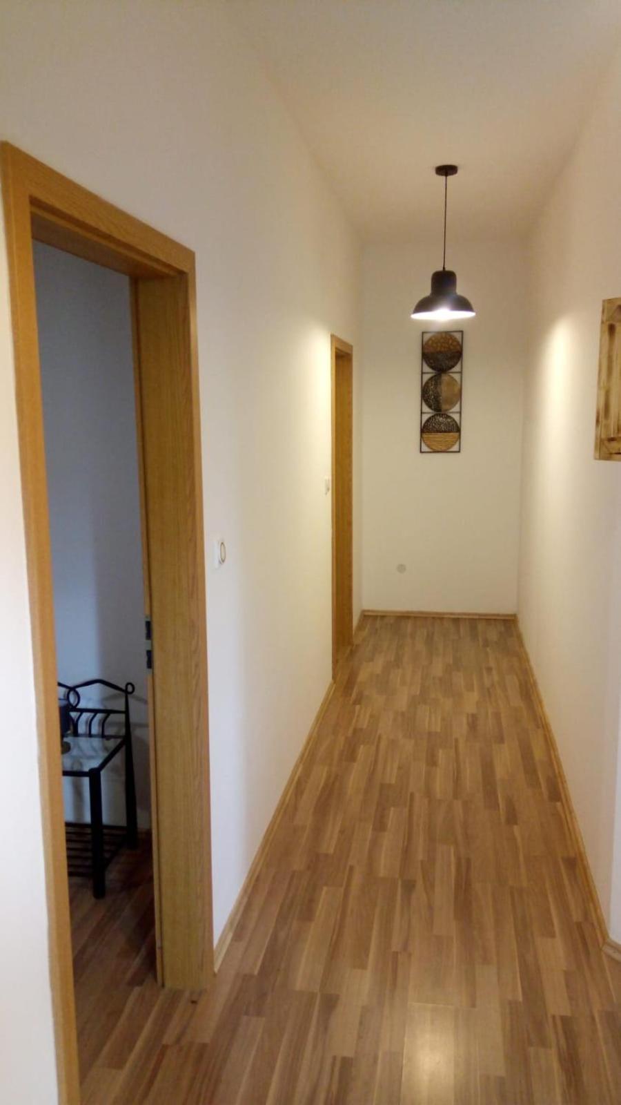 hostel Stalno Sretan view 5