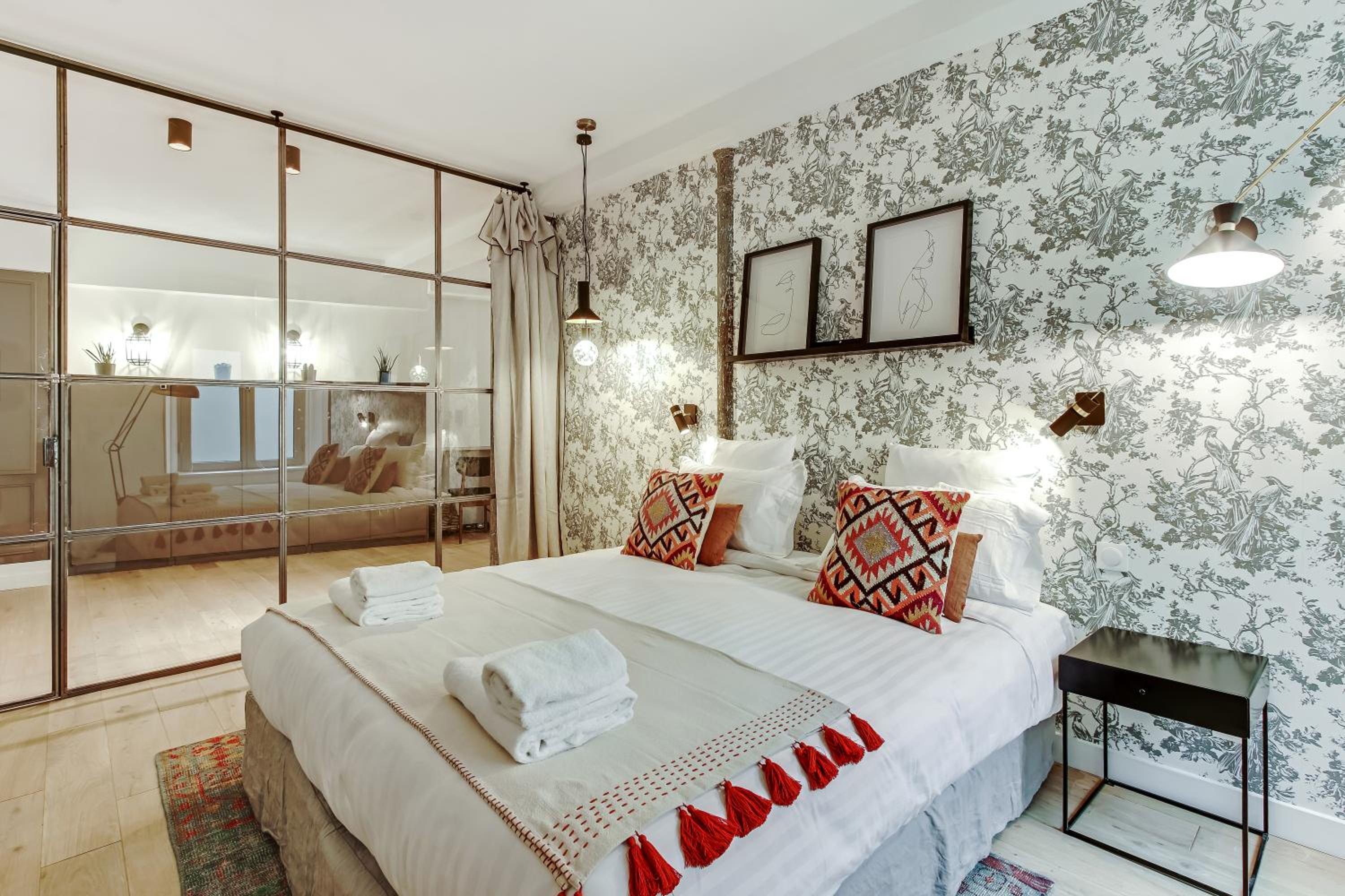 Pick A Flat's Apartment in Louvre Saint Honoré