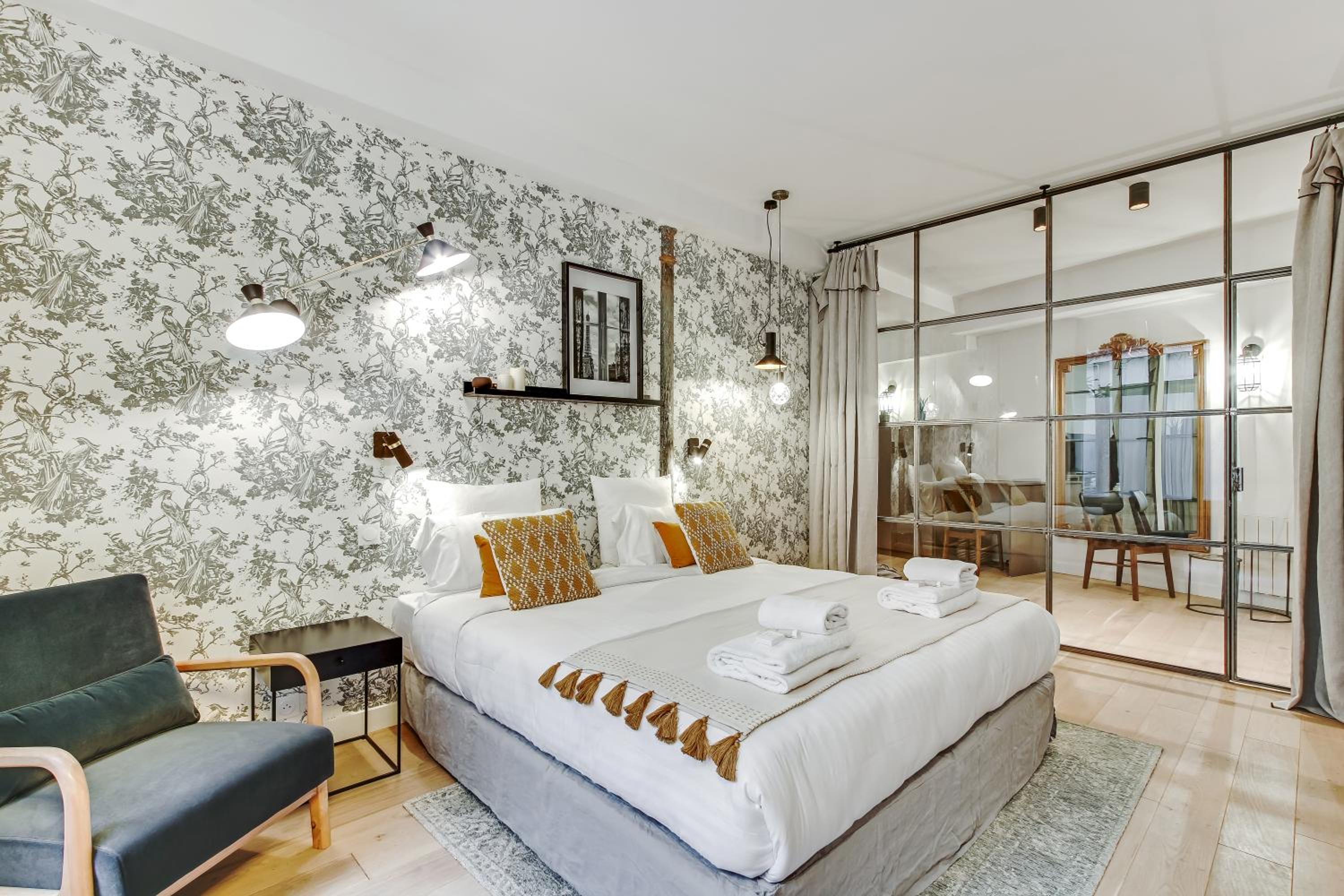 Pick A Flat's Apartment in Louvre Saint Honoré