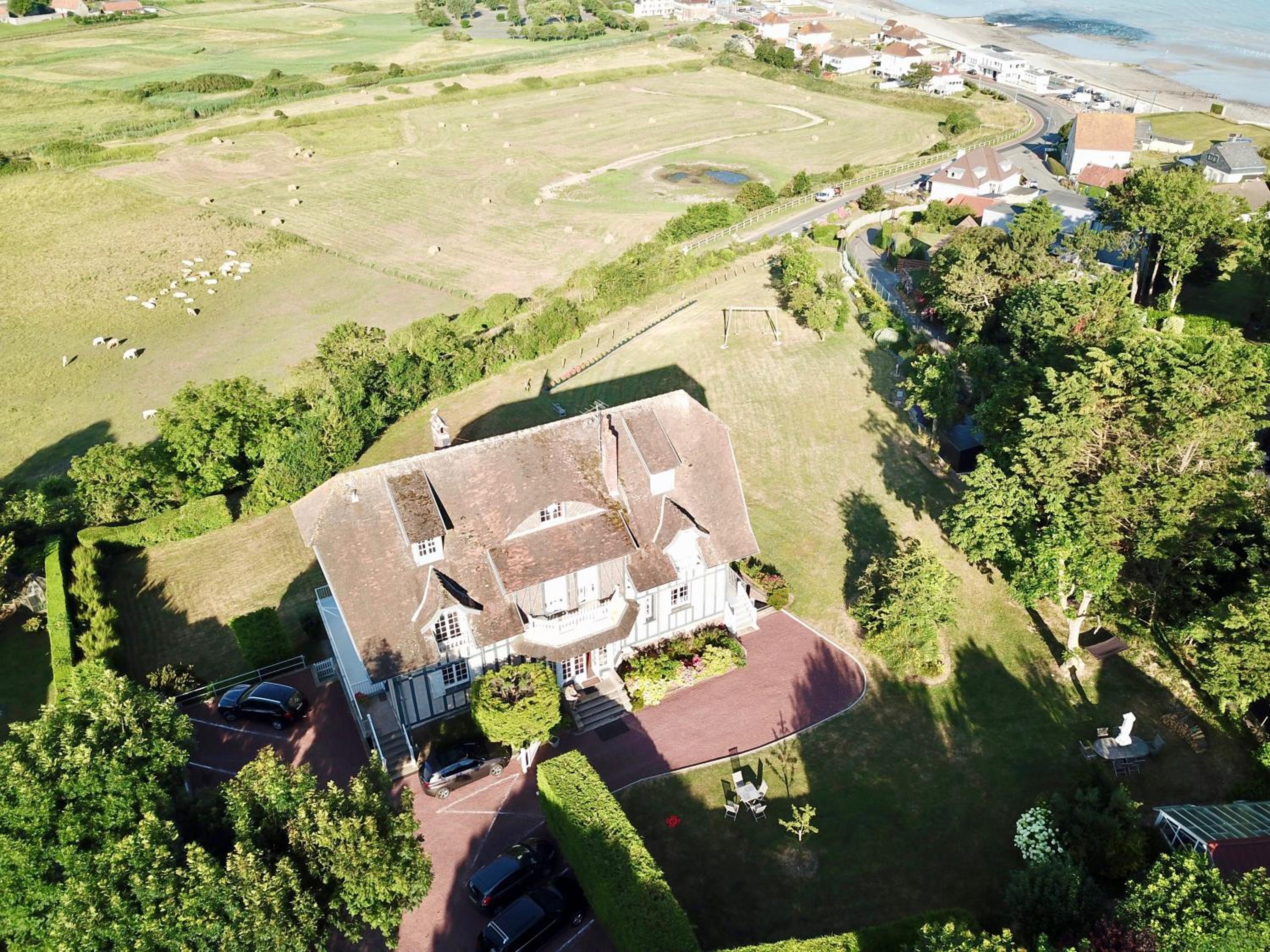 The Old Fenwick House