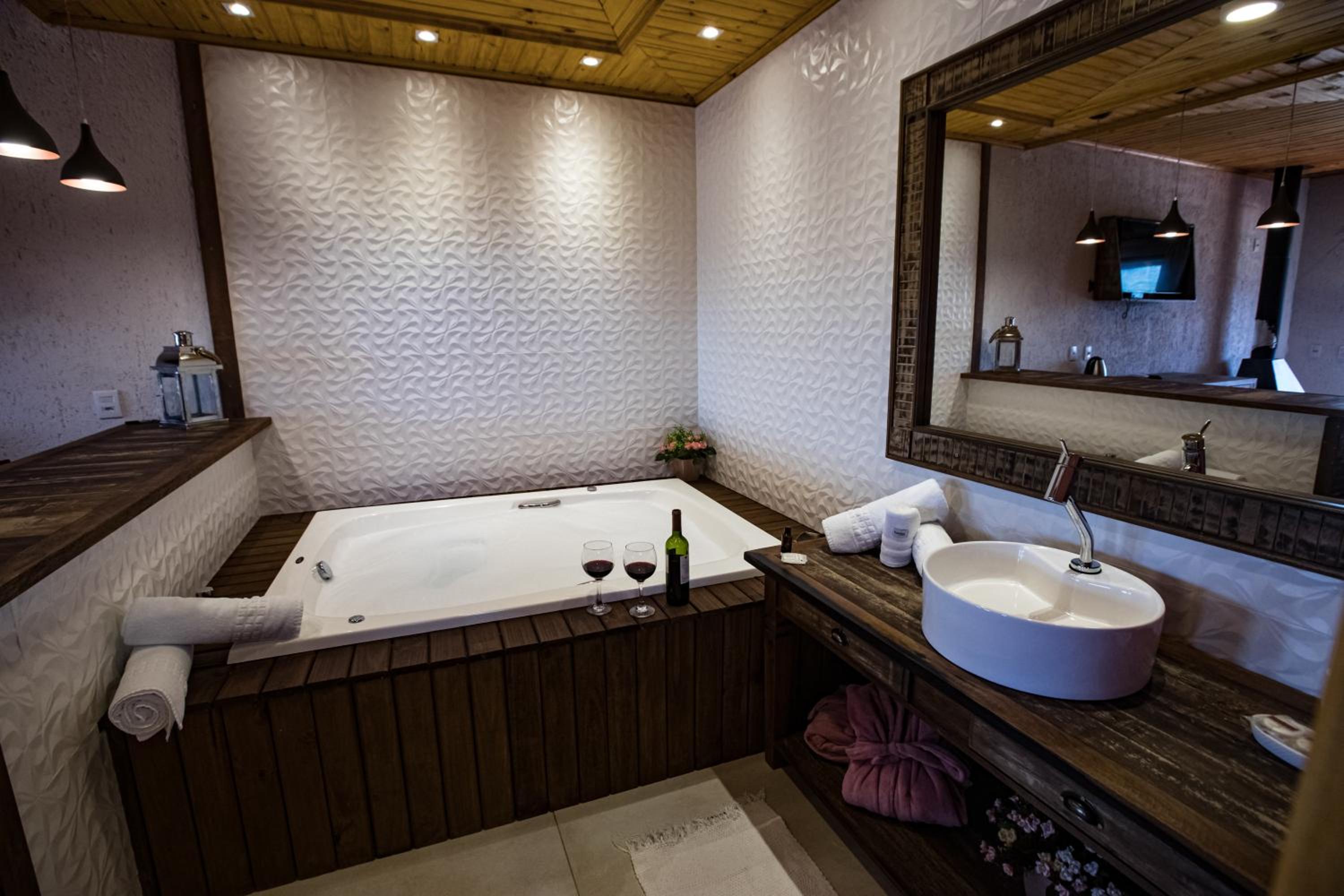 Jacuzzi