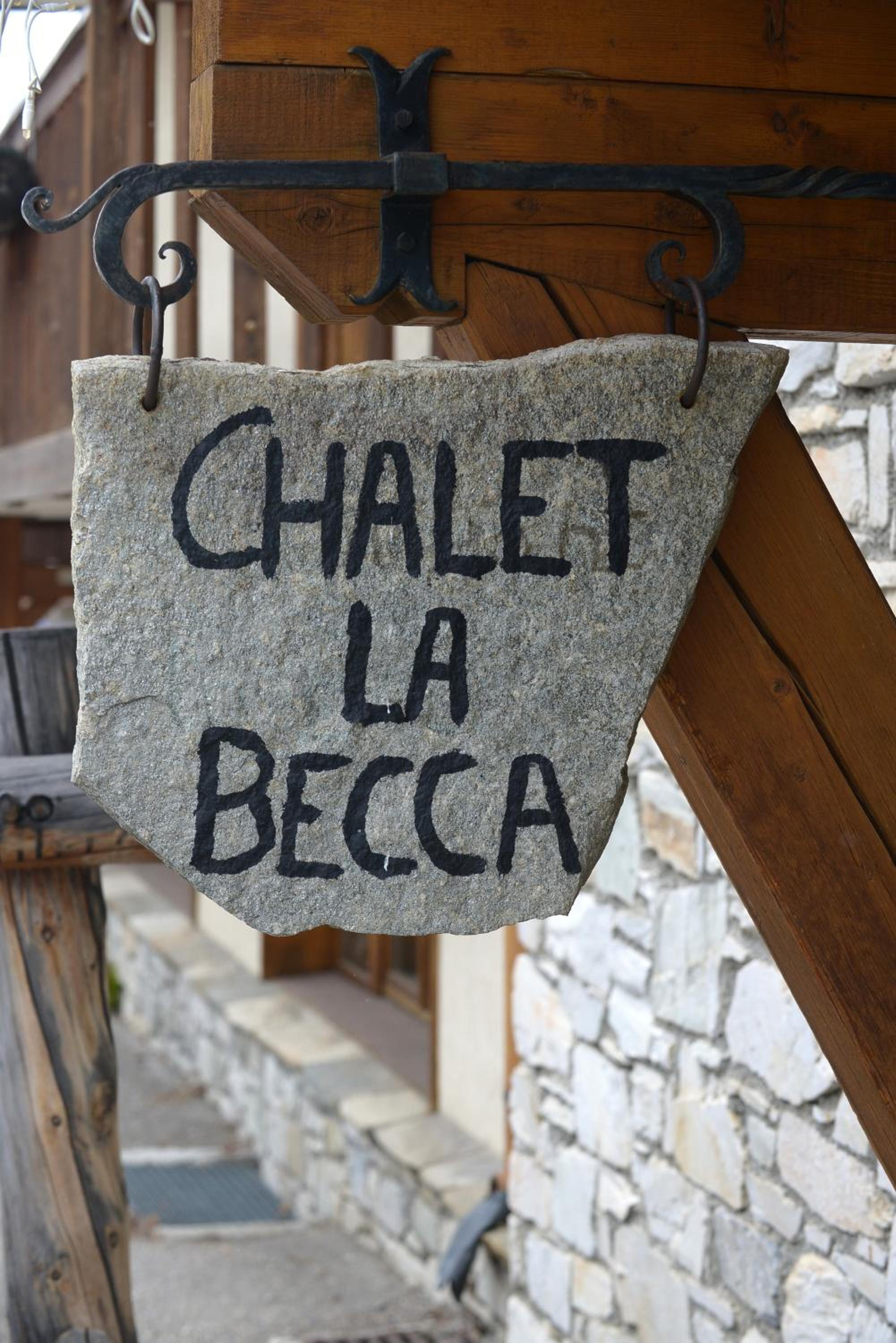Chalet La Becca view 2