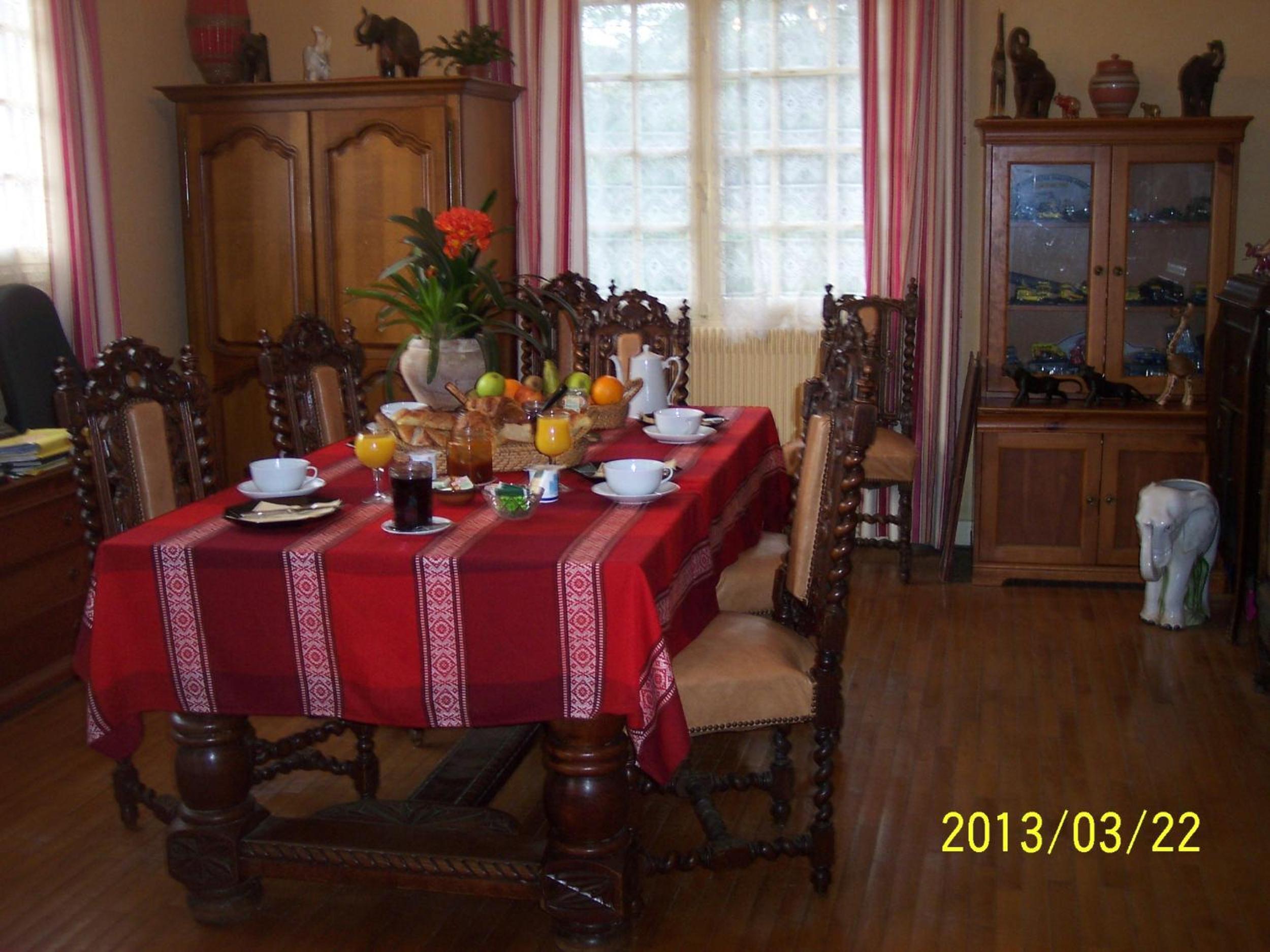 Chambres d'Hotes Le Menestrel - Property Image 6