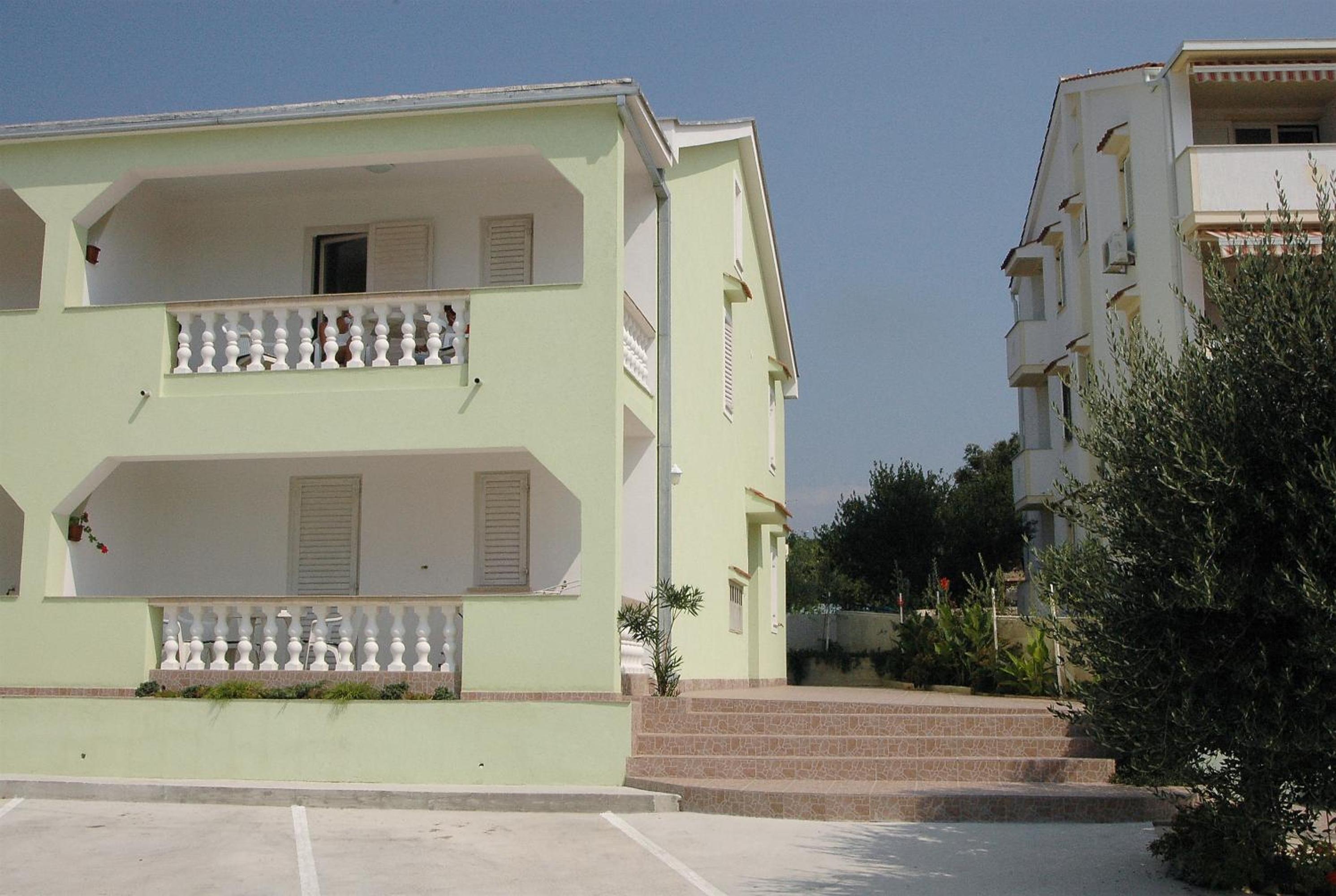 Apartments Svekrić