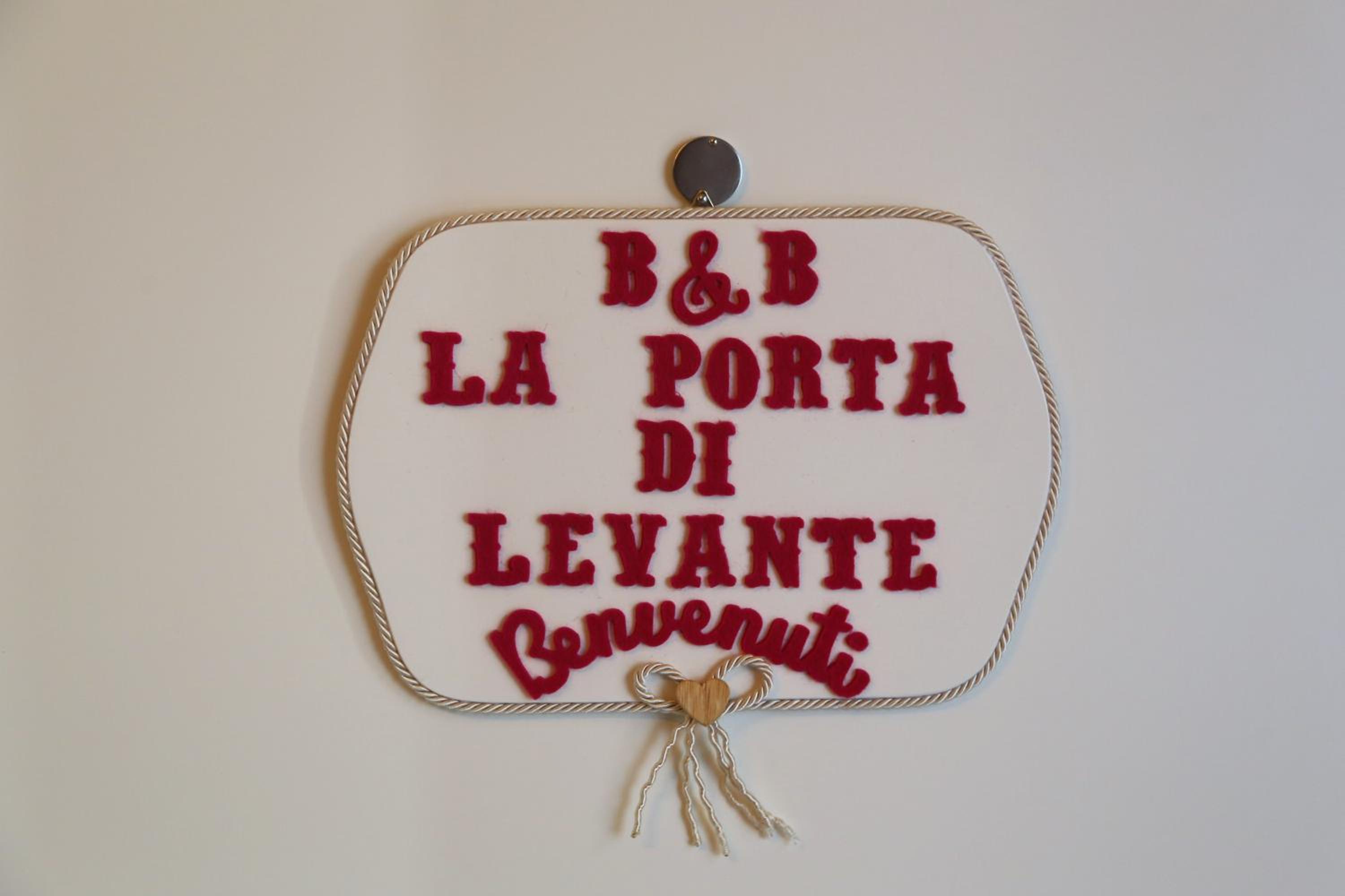 B&B La Porta di Levante