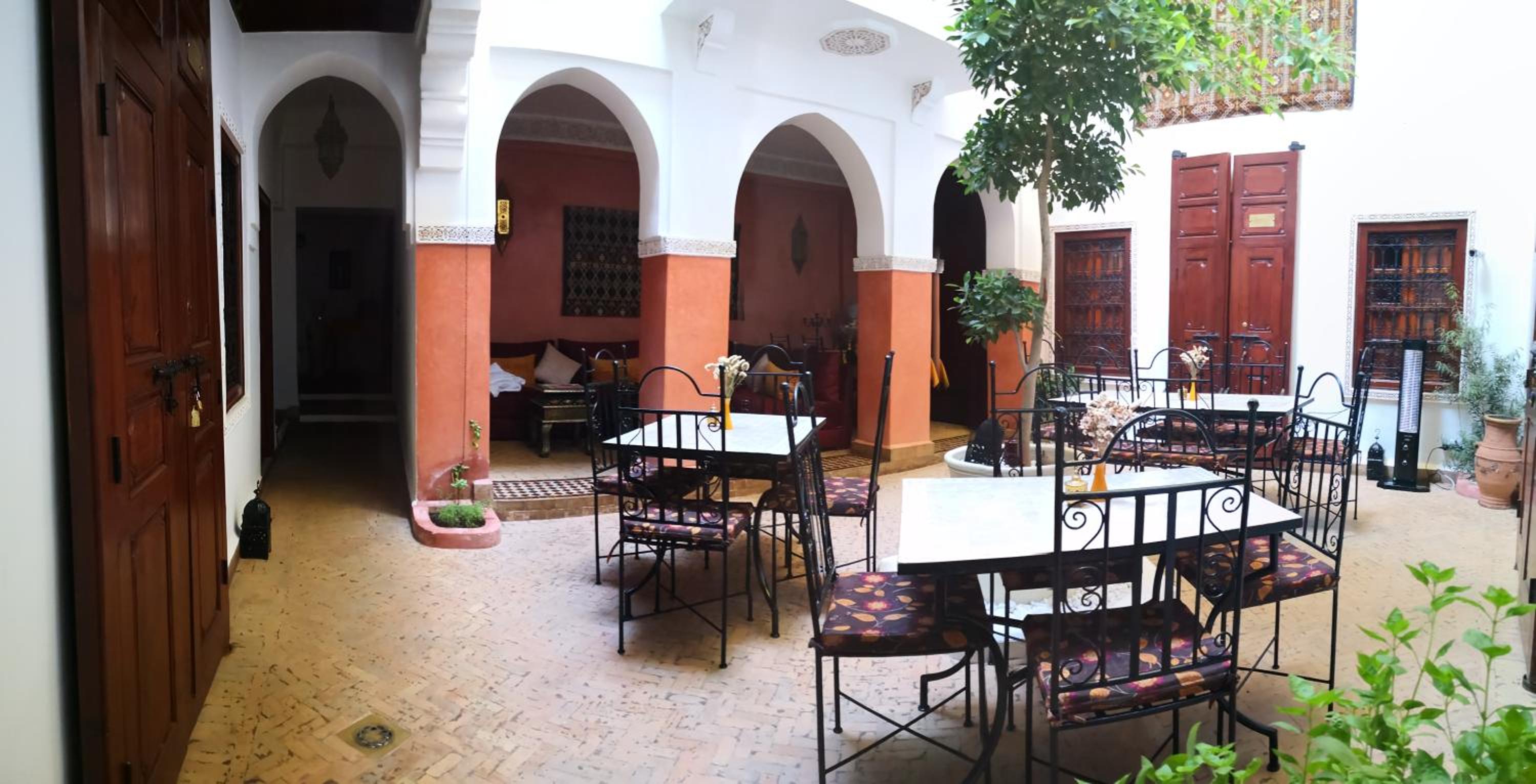 Riad Tizgui Celine