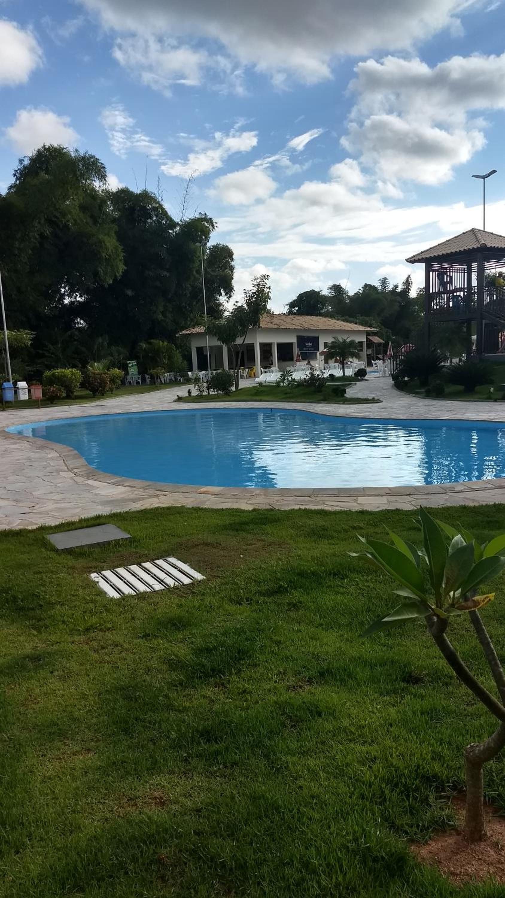 Golden dolphin Express 5pessoas mais 1 criança até 5 anos com toalhas e roupas de cama,lençóis, travesseiros e fronhas e 3 parques aquáticos termais limpez