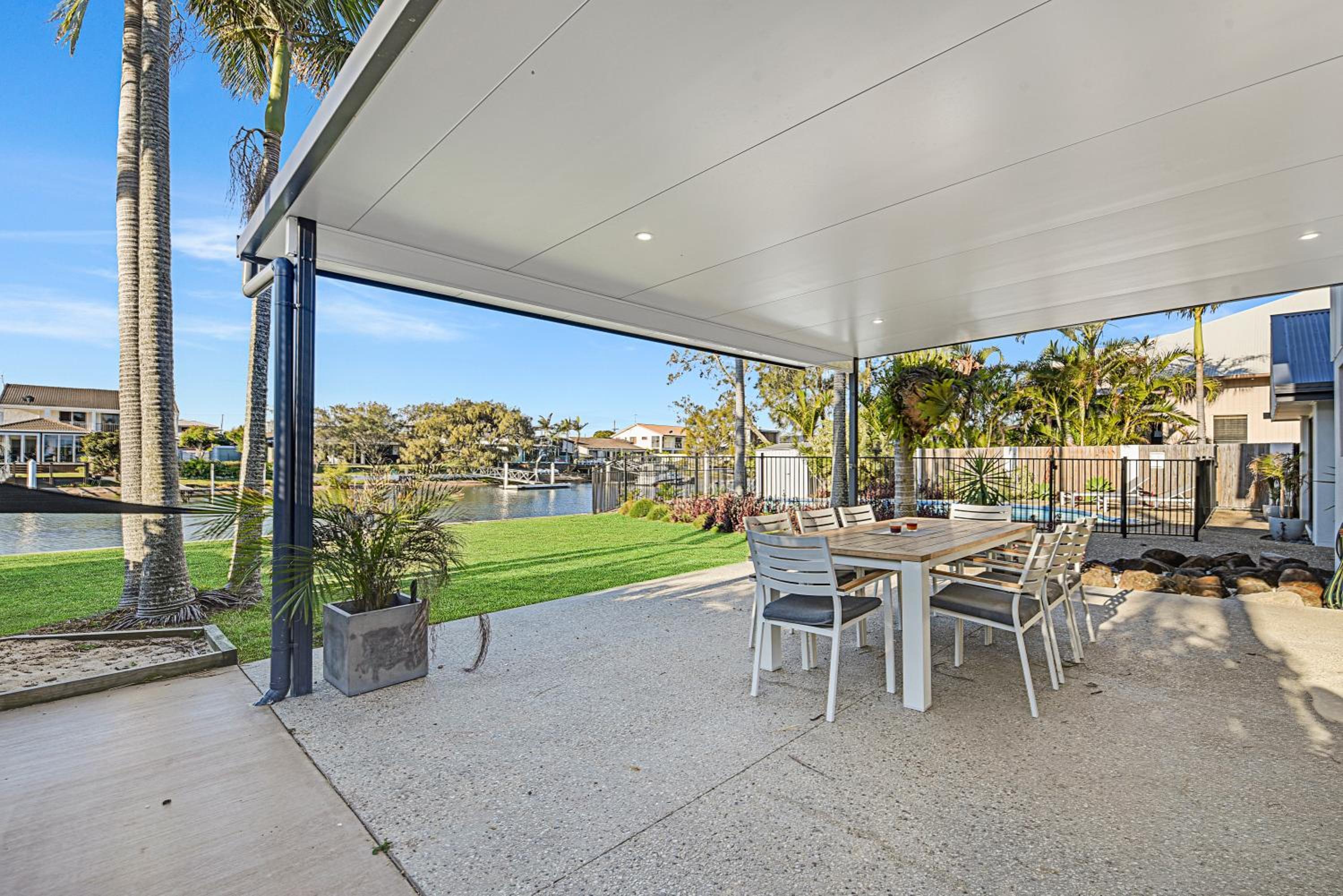 CANAL HOME NEAR MOOLOOLABA - Kooringal