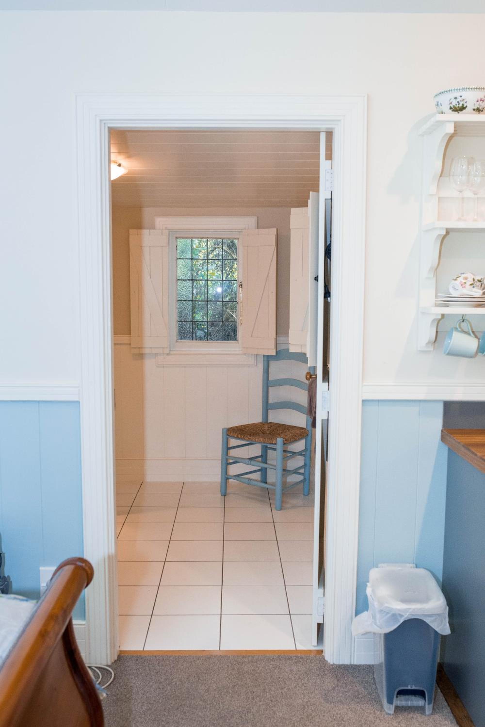 Akaroa Streamside Cottage