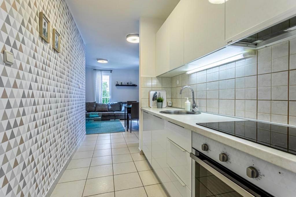 Apartments Adria Garden view 5
