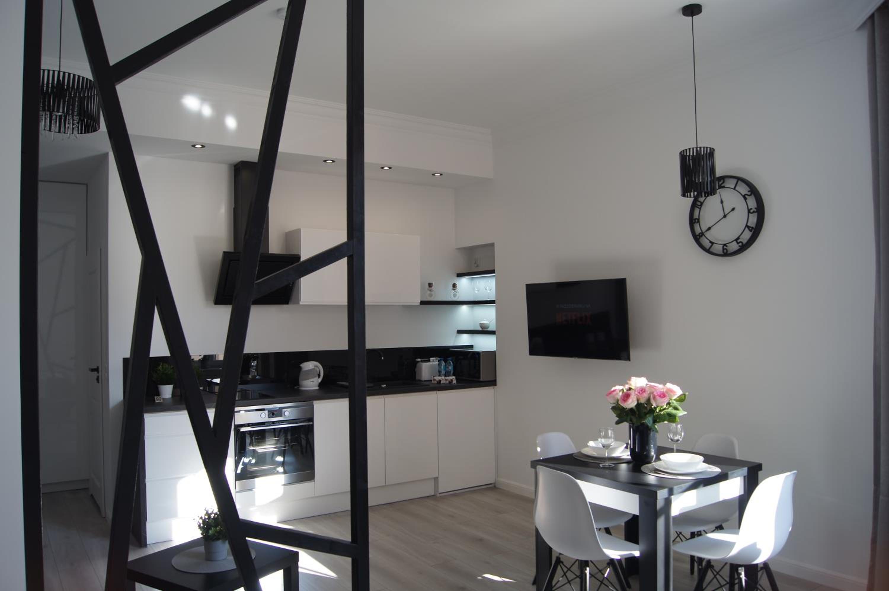 Black & White Apartament