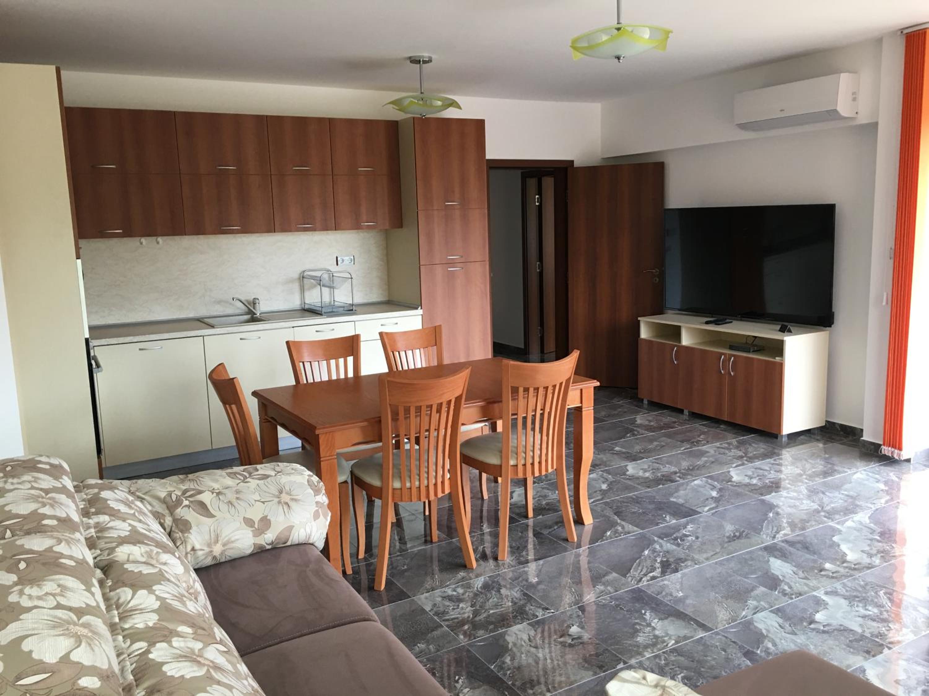 Villa Excelsior view 4