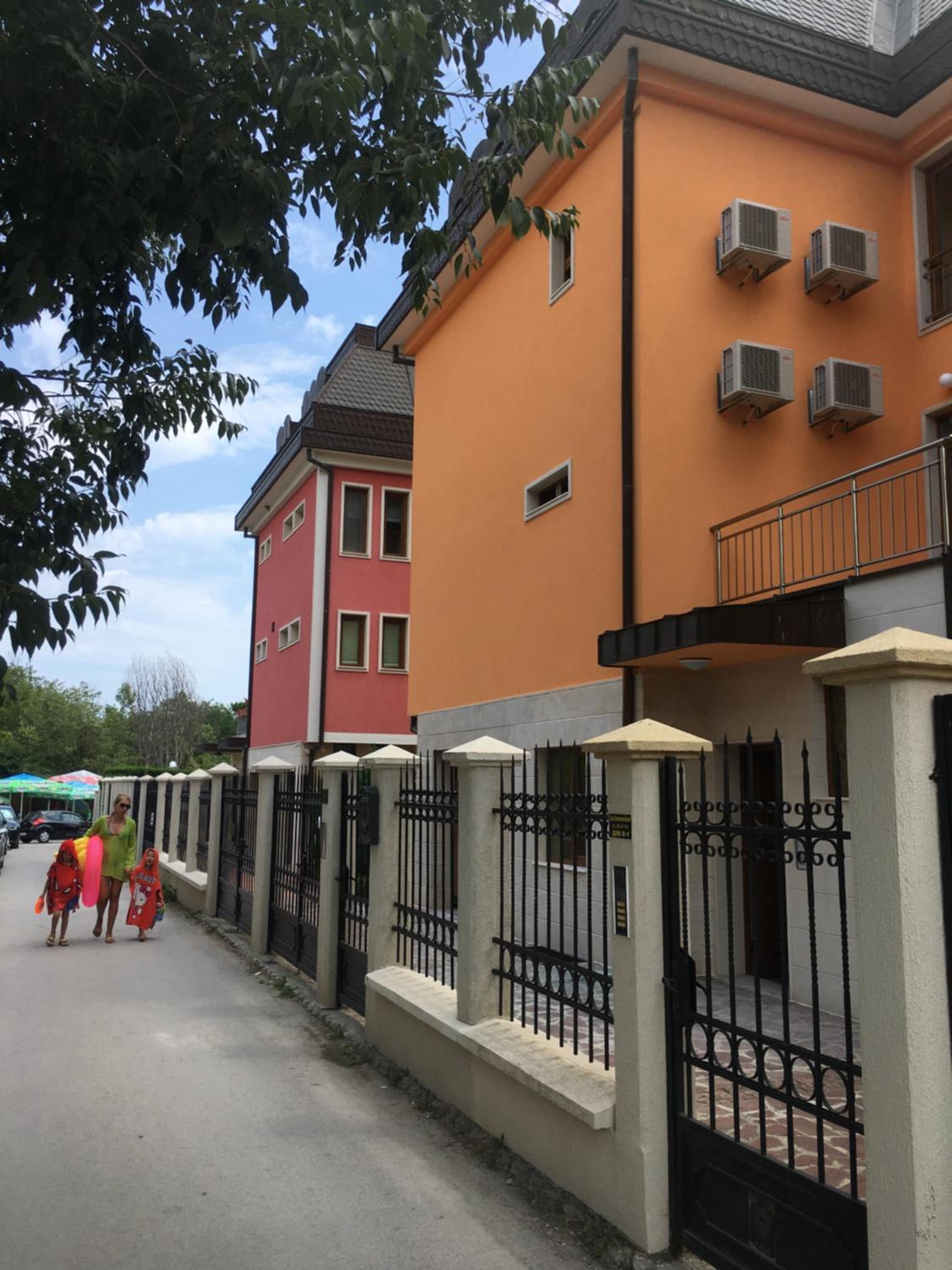 Villa Excelsior view 3