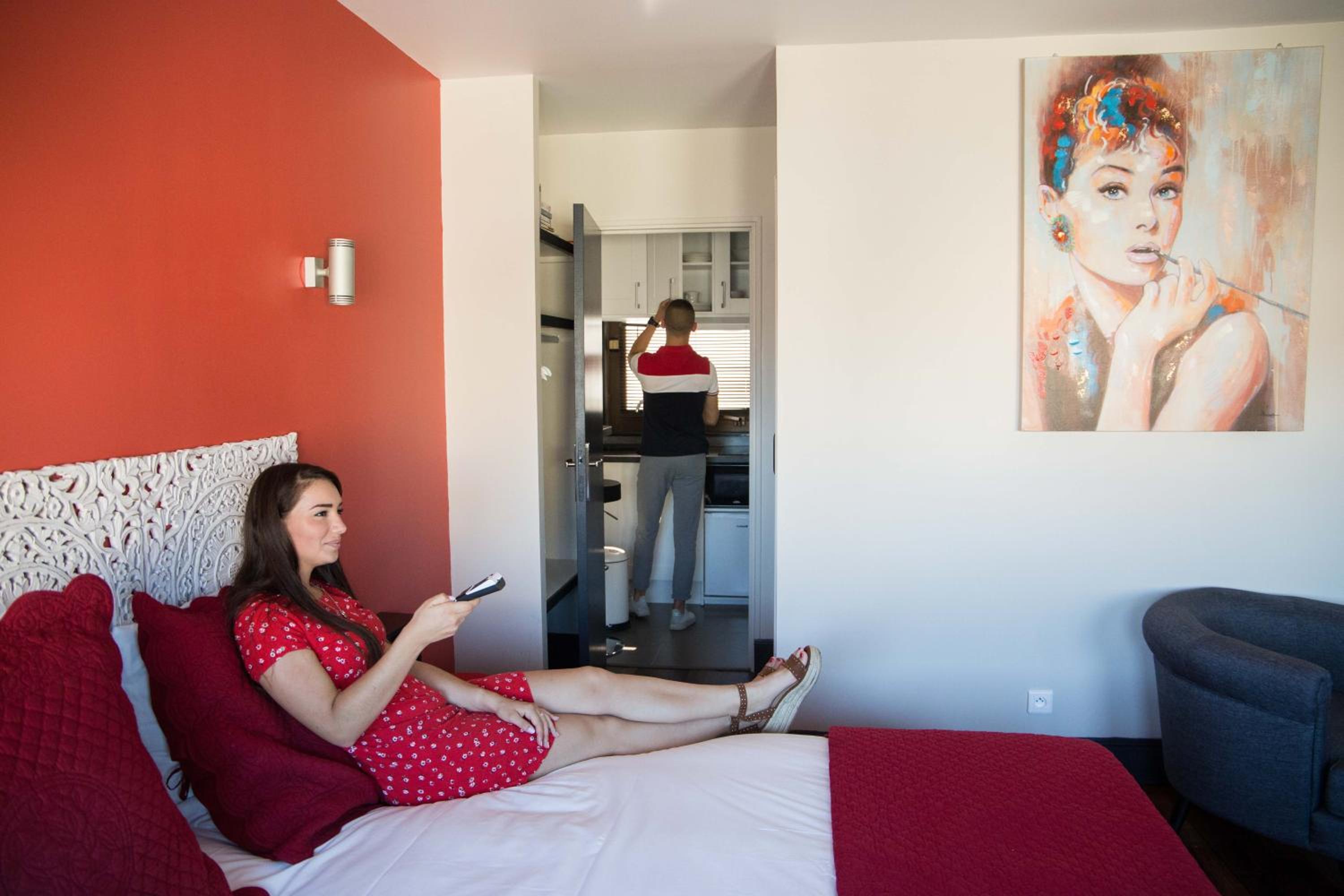 hotel room
