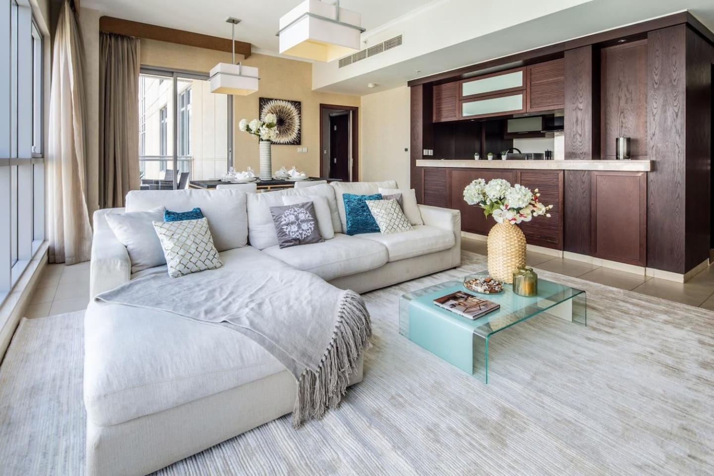 Frank Porter - The Residences