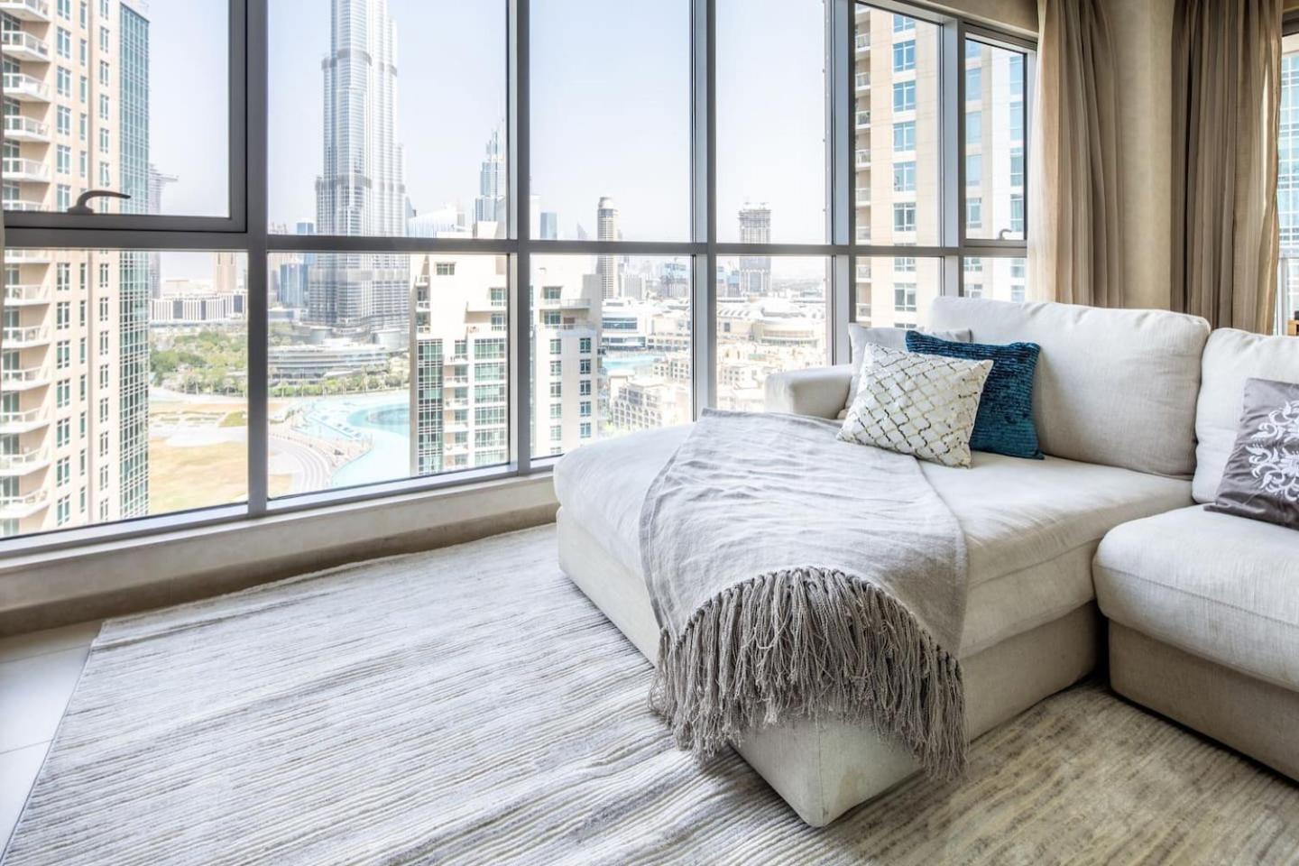 Frank Porter - The Residences
