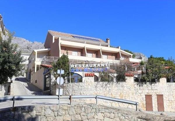 Hotel Dalmacija - Image 1