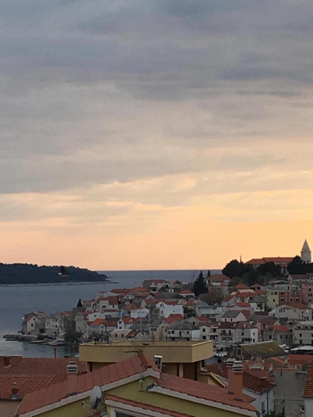 Apartment Svemir en Primošten