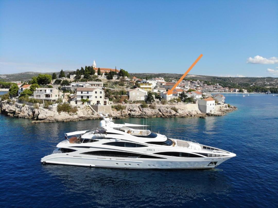 Hotel Apartment Svemir - Image 1