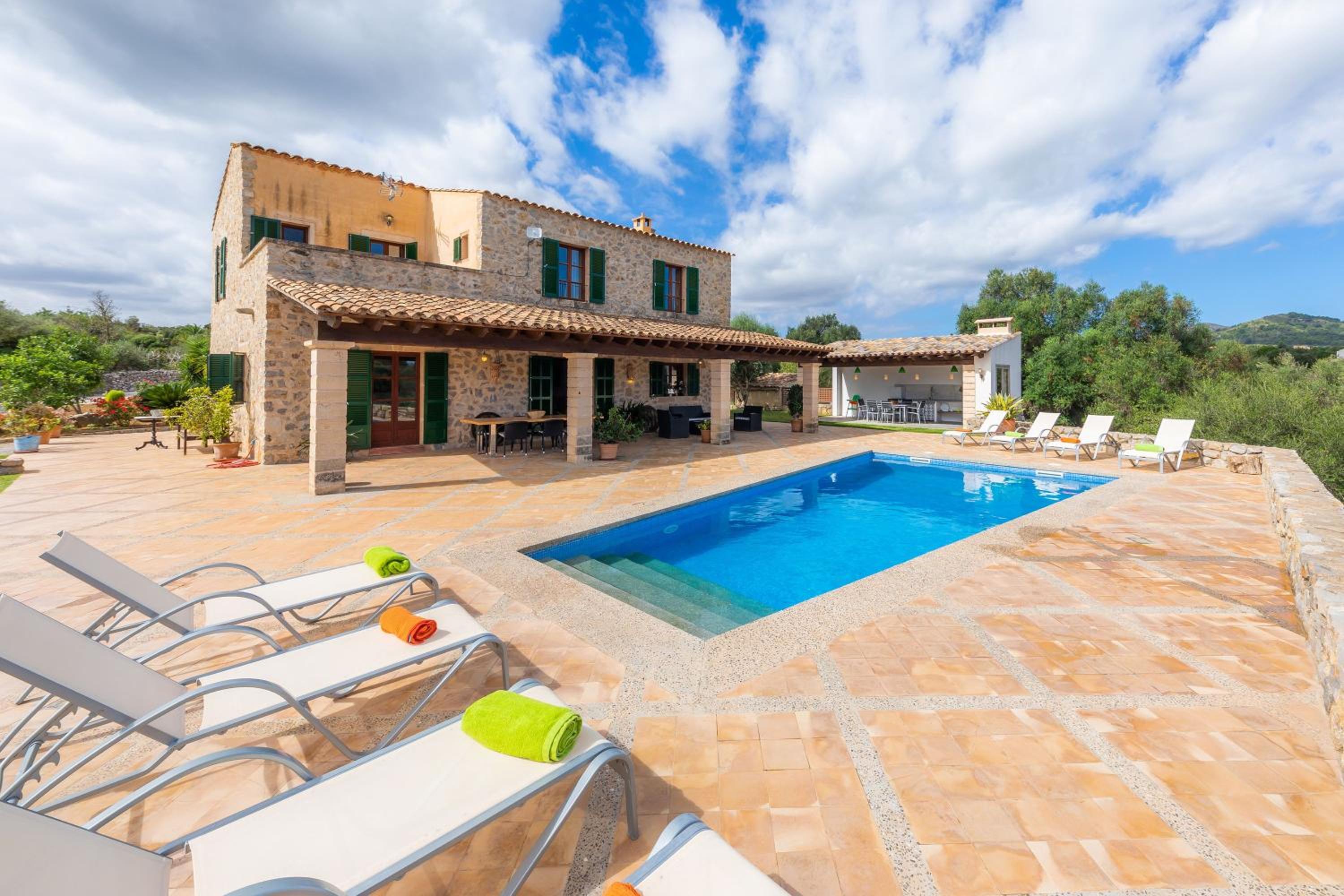 Finca Escanellas view 2