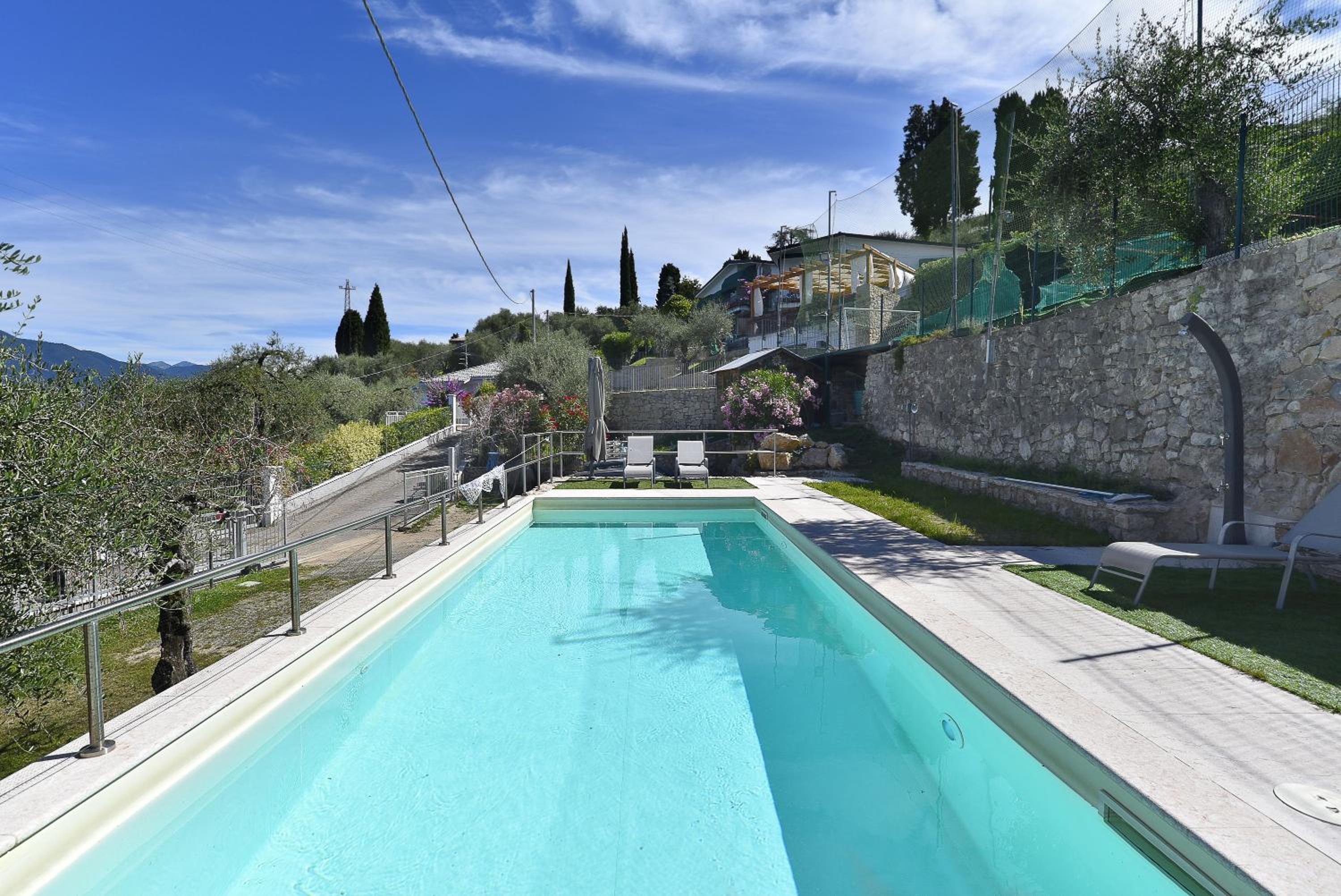 Hotel Apt in villa con sauna, piscina e campo da sport - Image 1