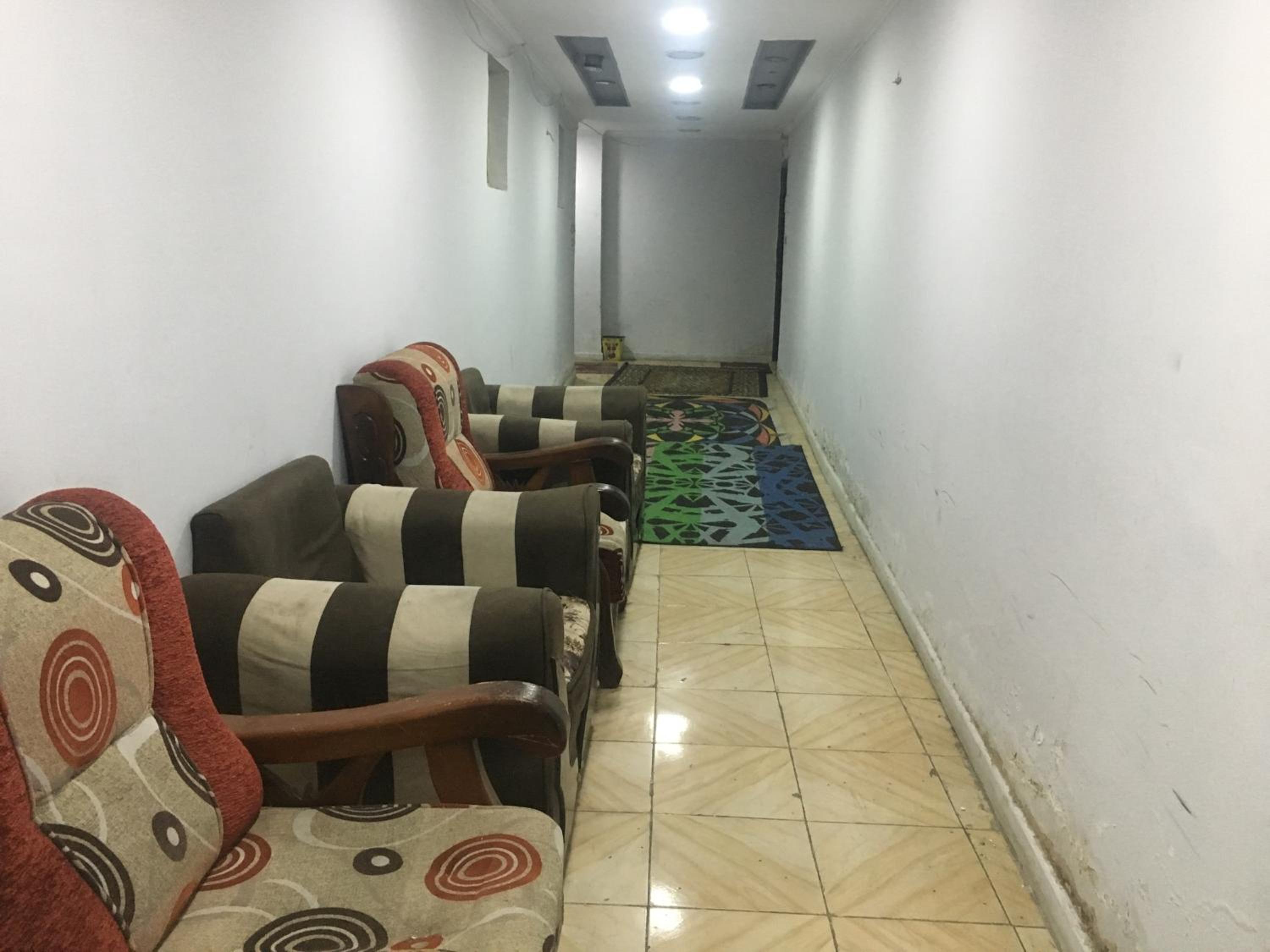 El Ahram Hostel & Apartments