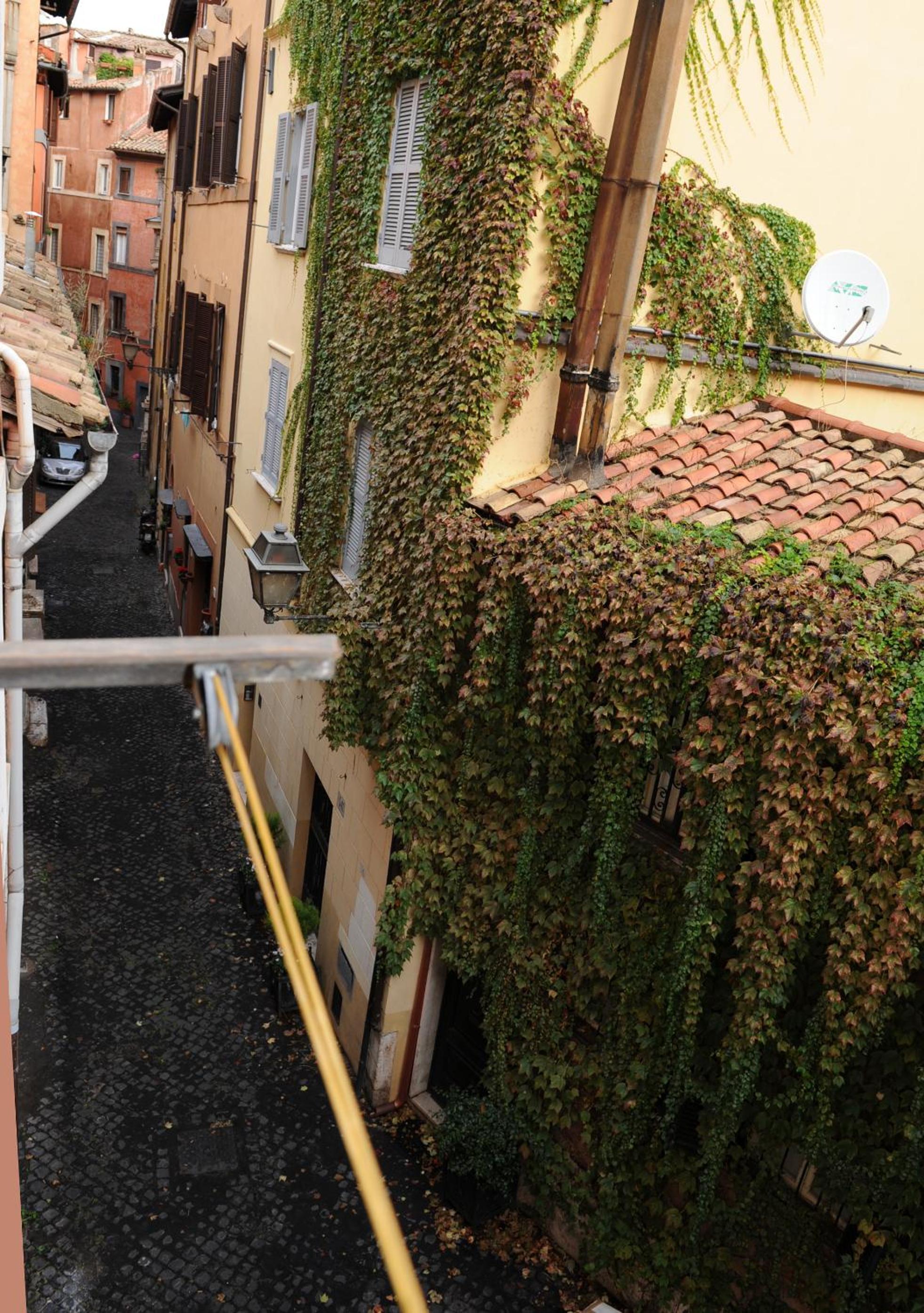 Suite Lungara