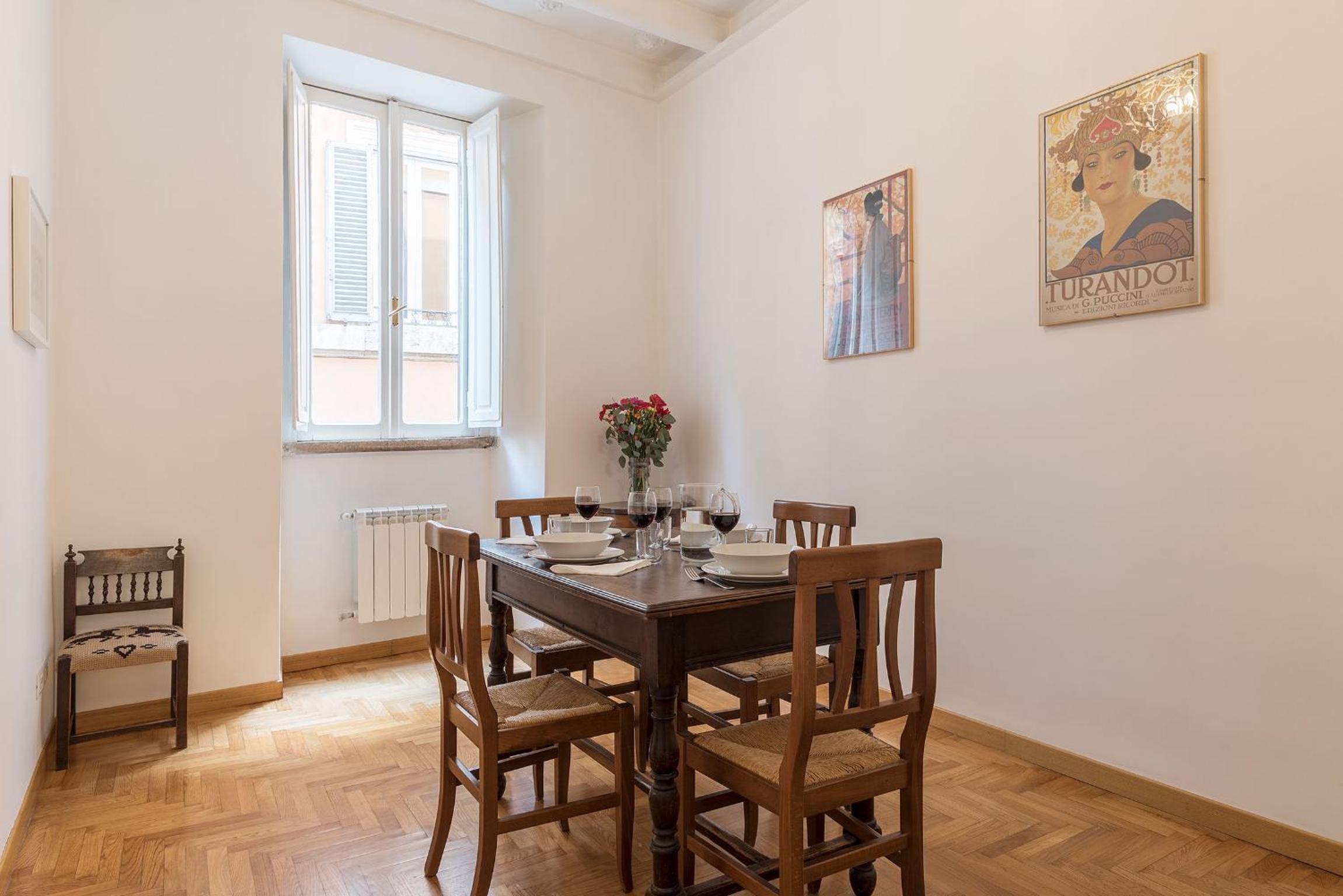 A peaceful retreat 2 minutes from Piazza Navona - FromHometoRome