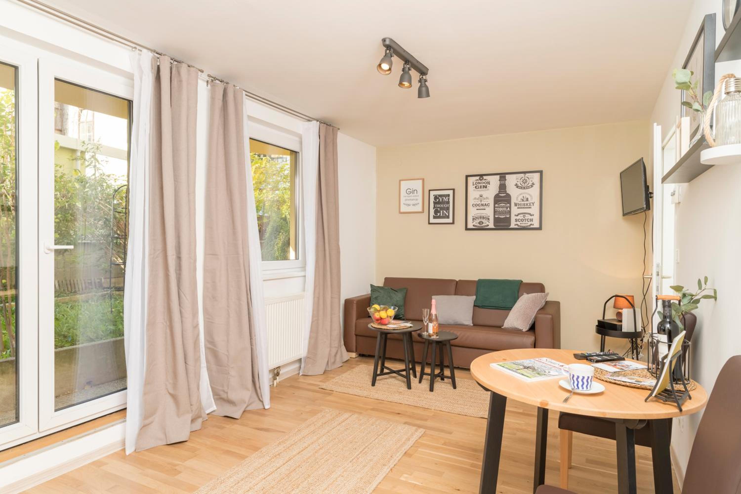 Rosenstein Suite