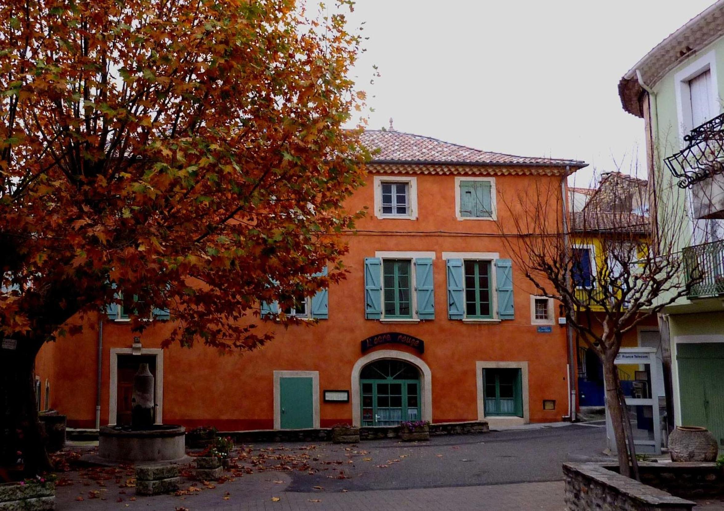 Photo 16