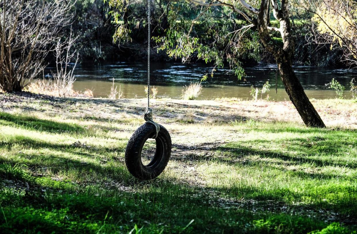 Oak Lane Guest House & Farm Stay