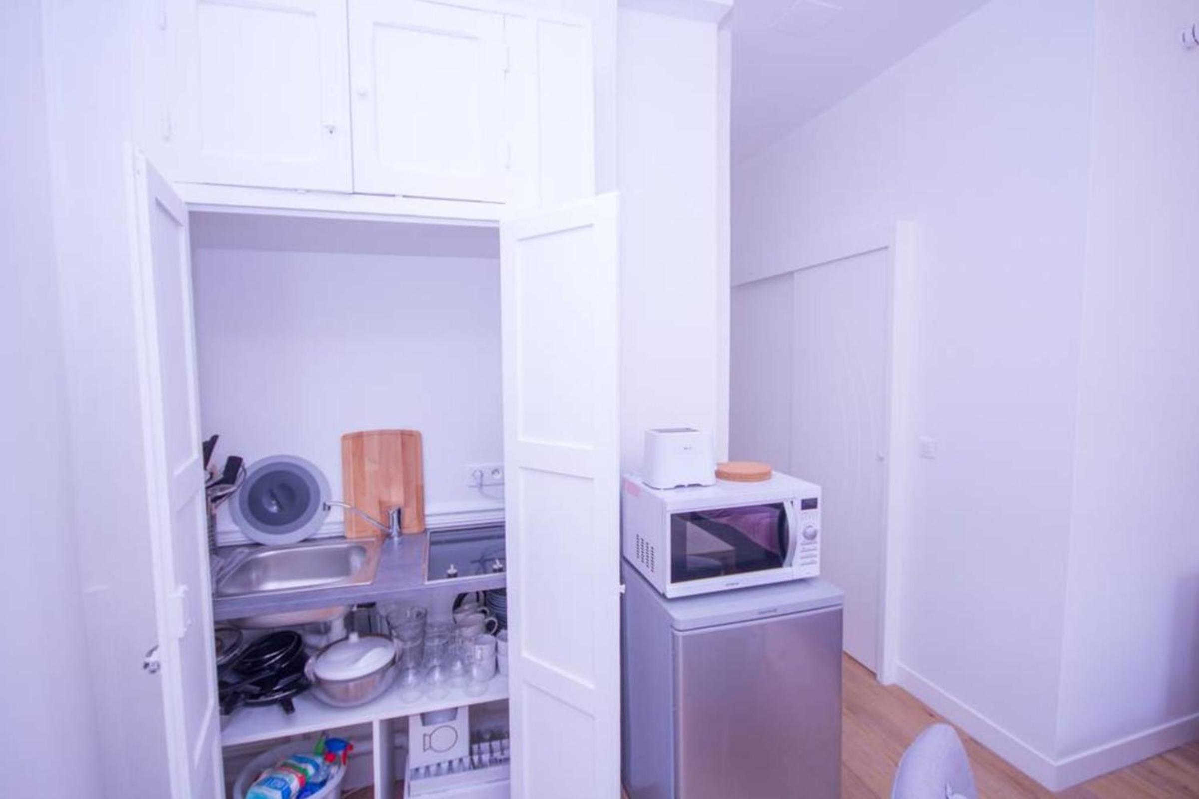 Superb Quiet And Comfortable Studio Apartment