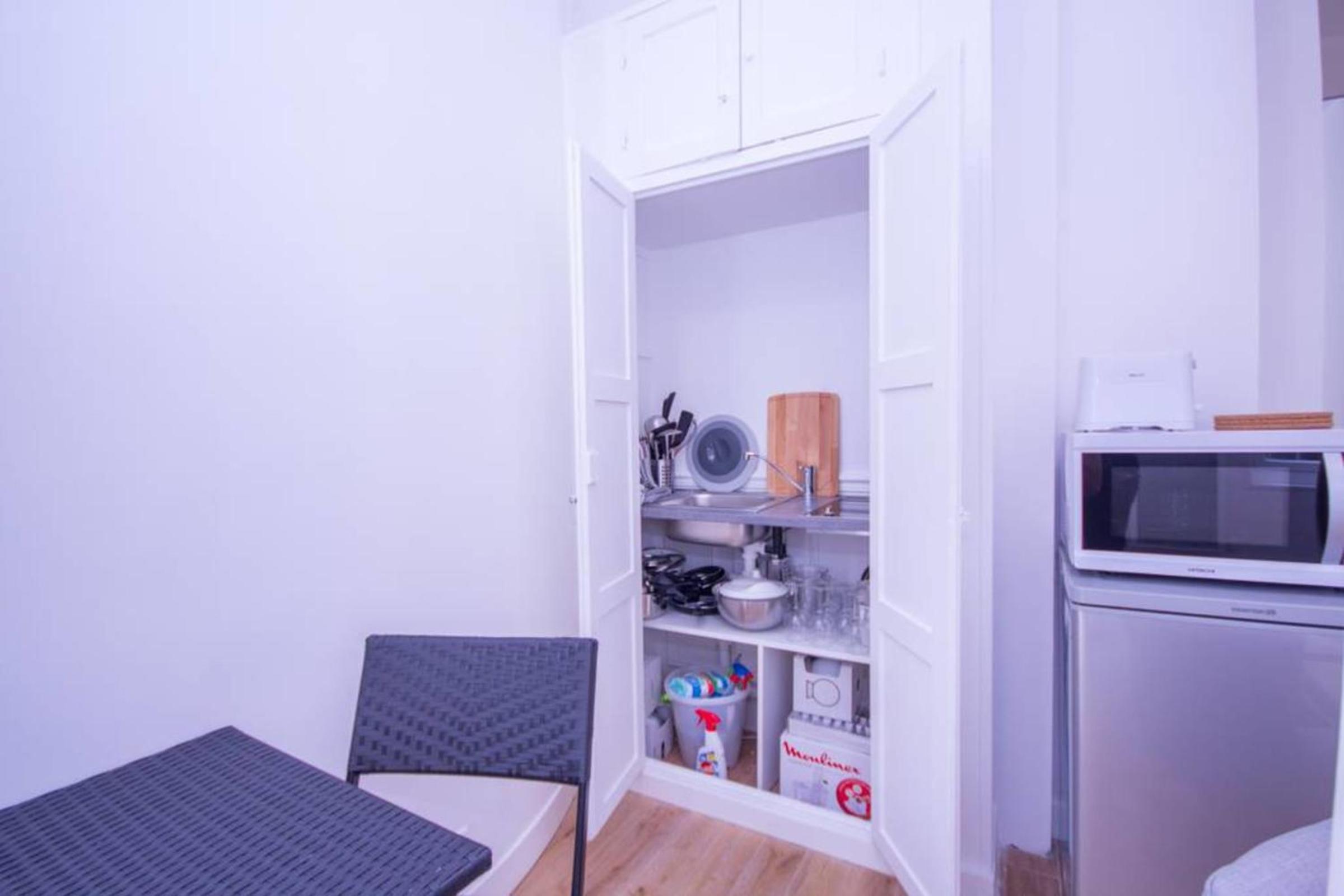 Superb Quiet And Comfortable Studio Apartment