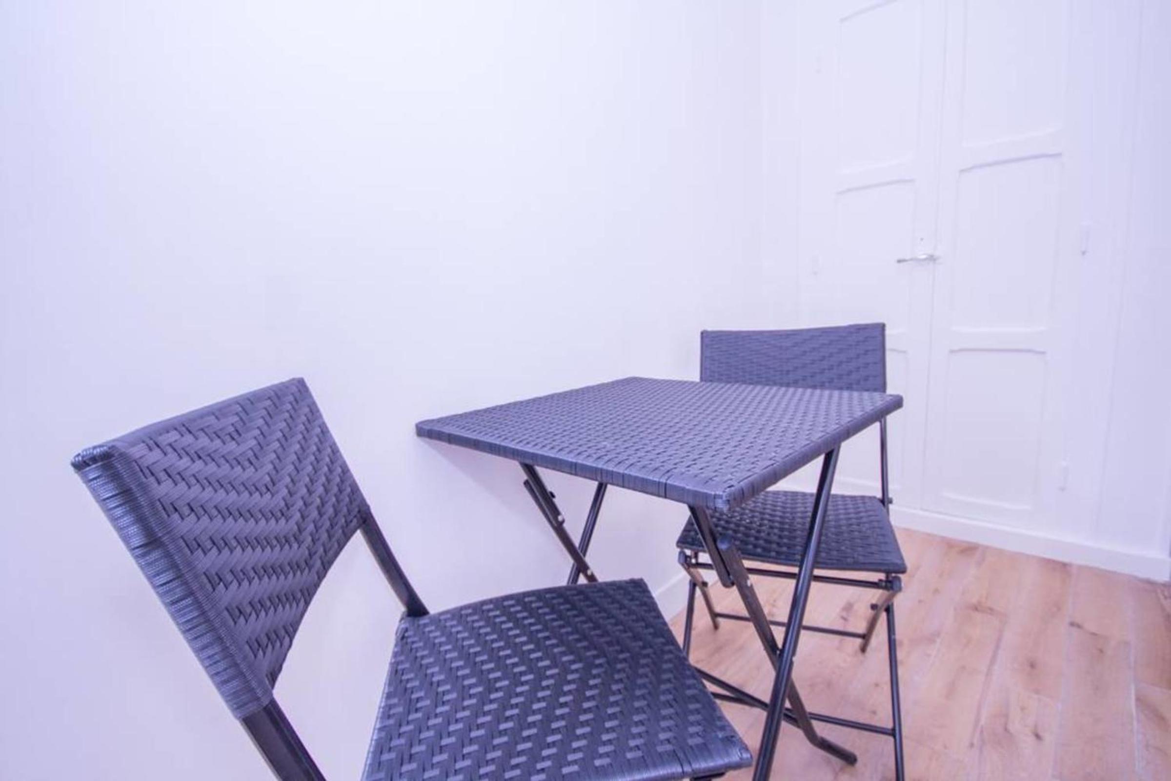 Superb Quiet And Comfortable Studio Apartment