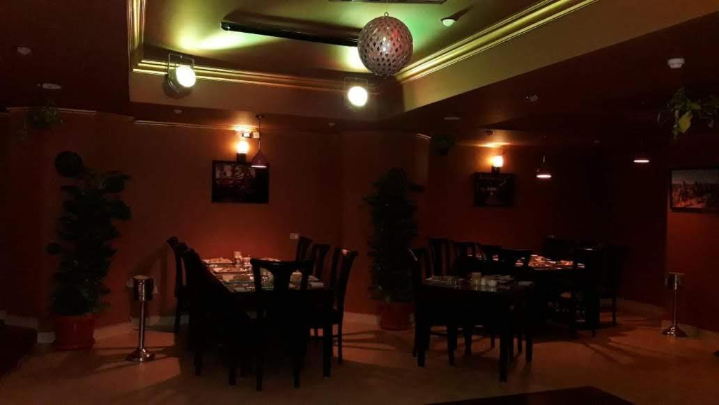 restaurant