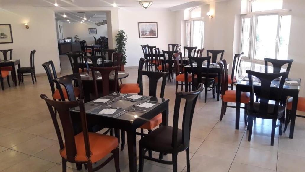 restaurant