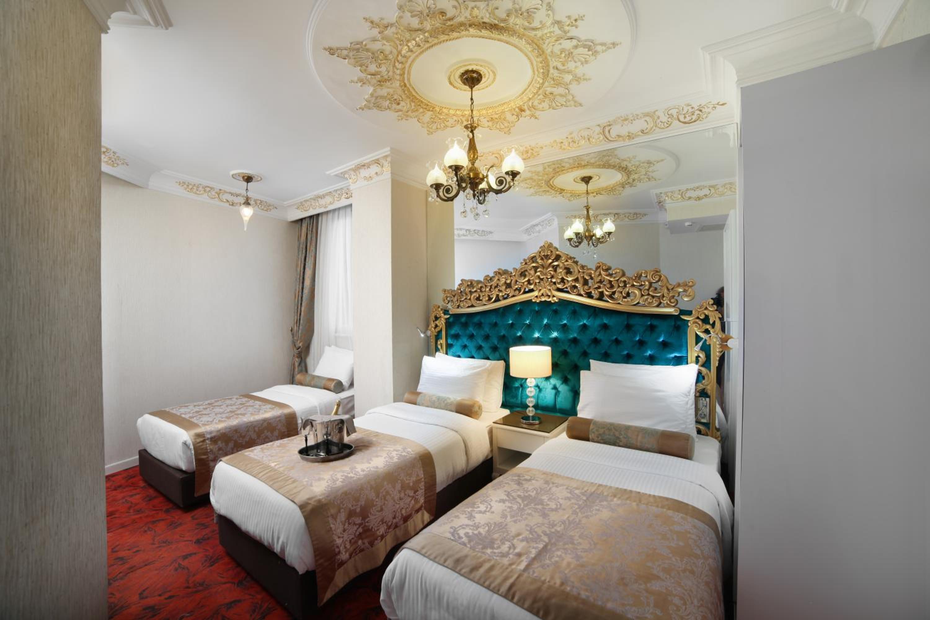Beyaz Monarch Otel - Image 17