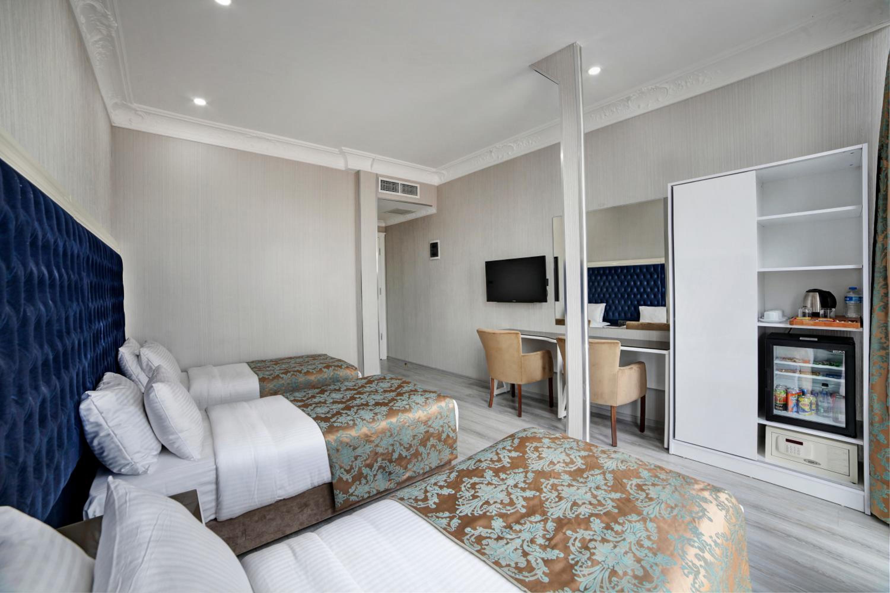 Beyaz Monarch Otel - Image 88