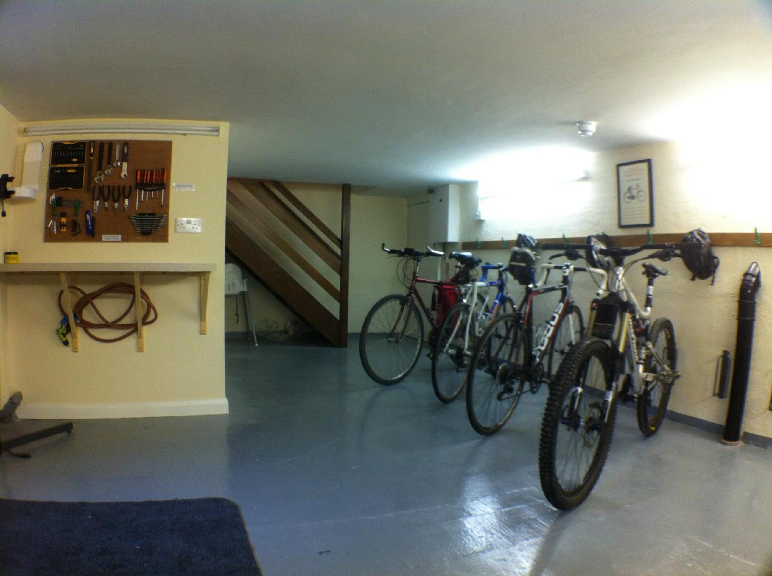Penrith Vacations - Wayfarers Independent Hostel - Property Image 32