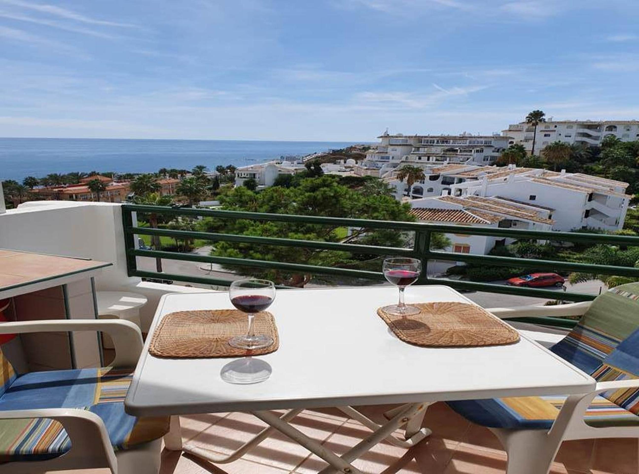 Lets in the Sun Marina del Sol Apartment photo 1