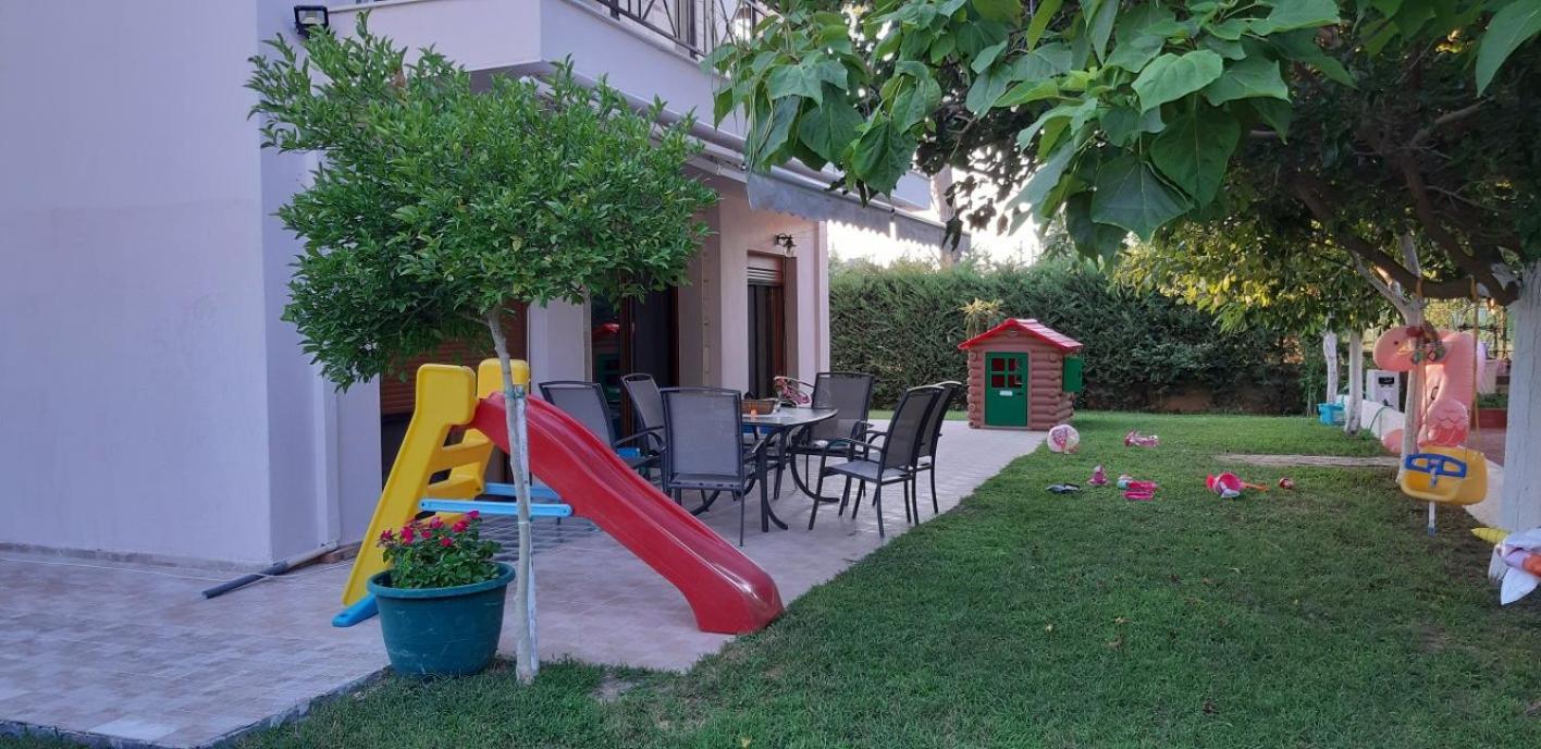 VILLA-DANOS view 3