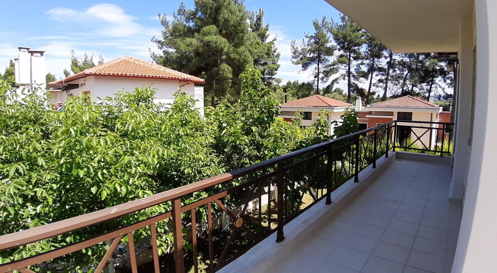 VILLA-DANOS view 5