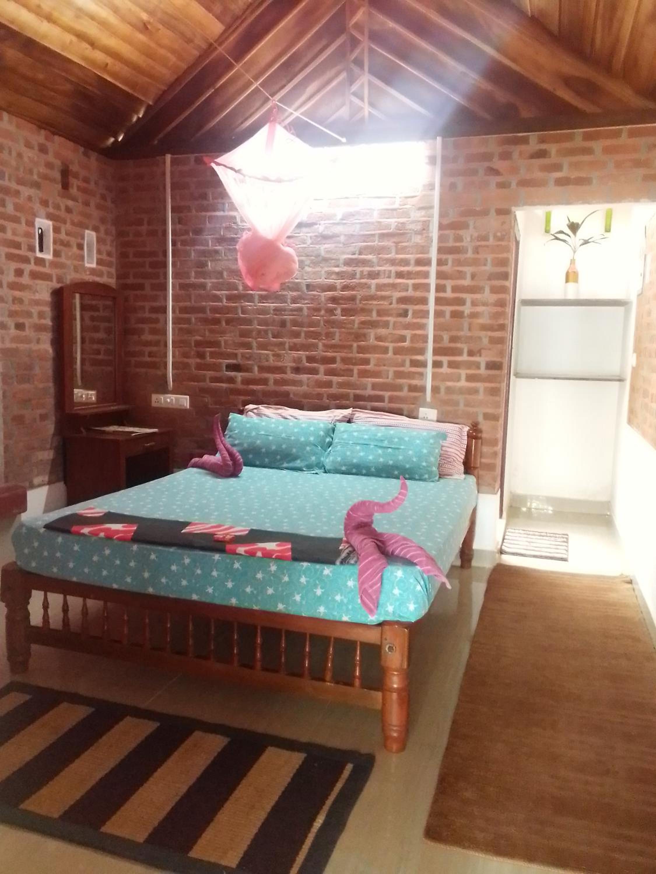 Ashtamudi Villas